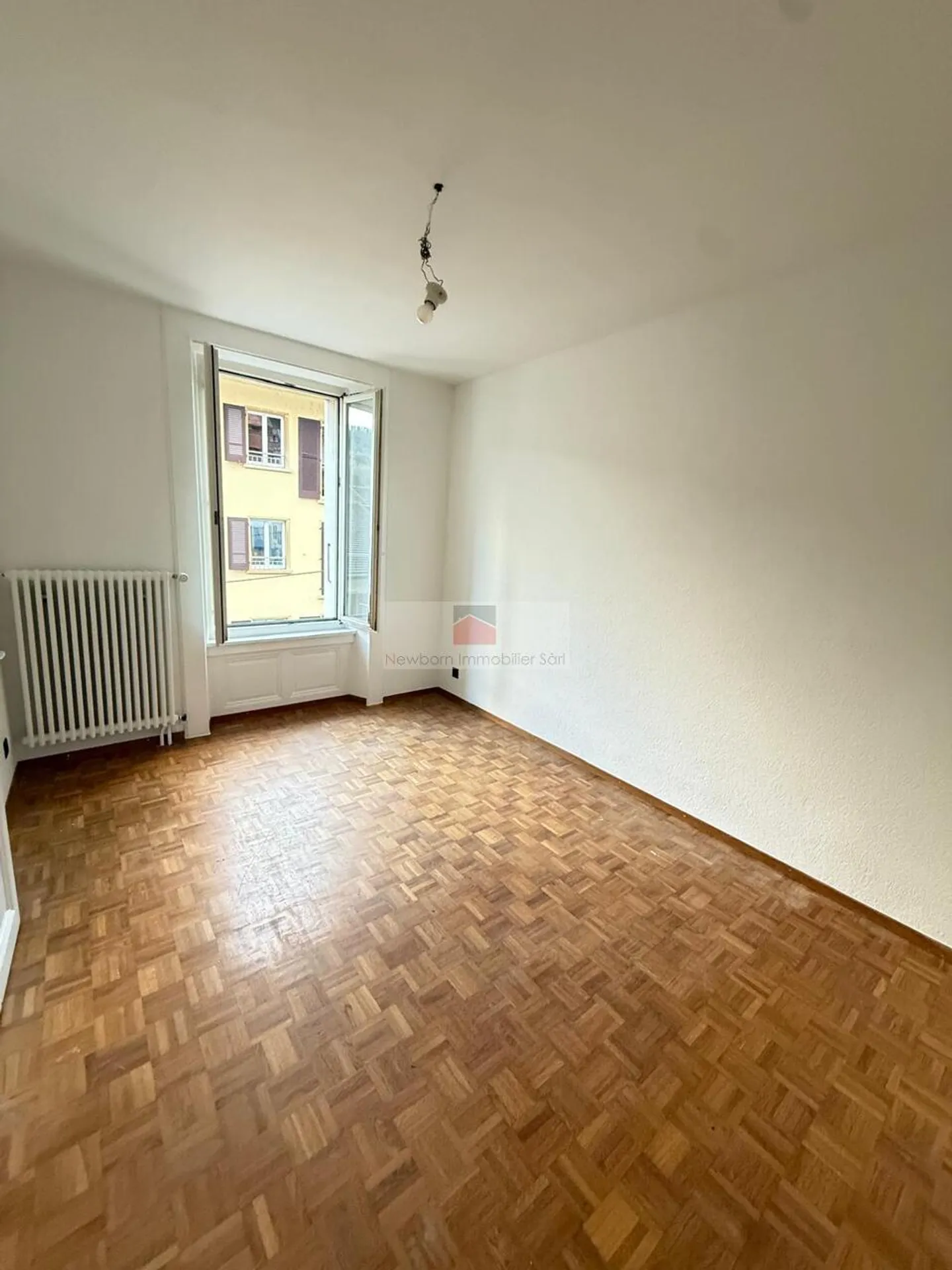 In affitto - Bellissimo appartamento di 3,5 locali nel centro di Vallorbe - Foto 4 di 7