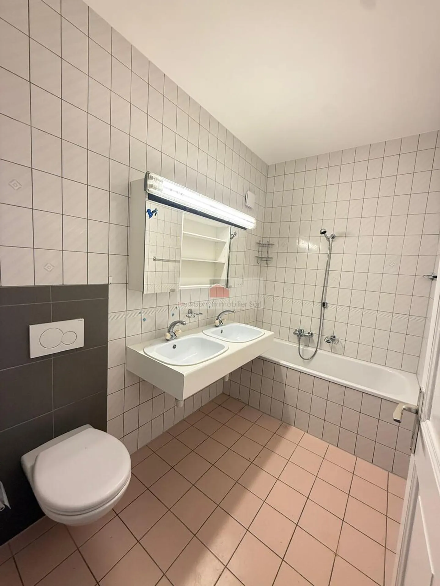 In affitto - Bellissimo appartamento di 3,5 locali nel centro di Vallorbe - Foto 5 di 7