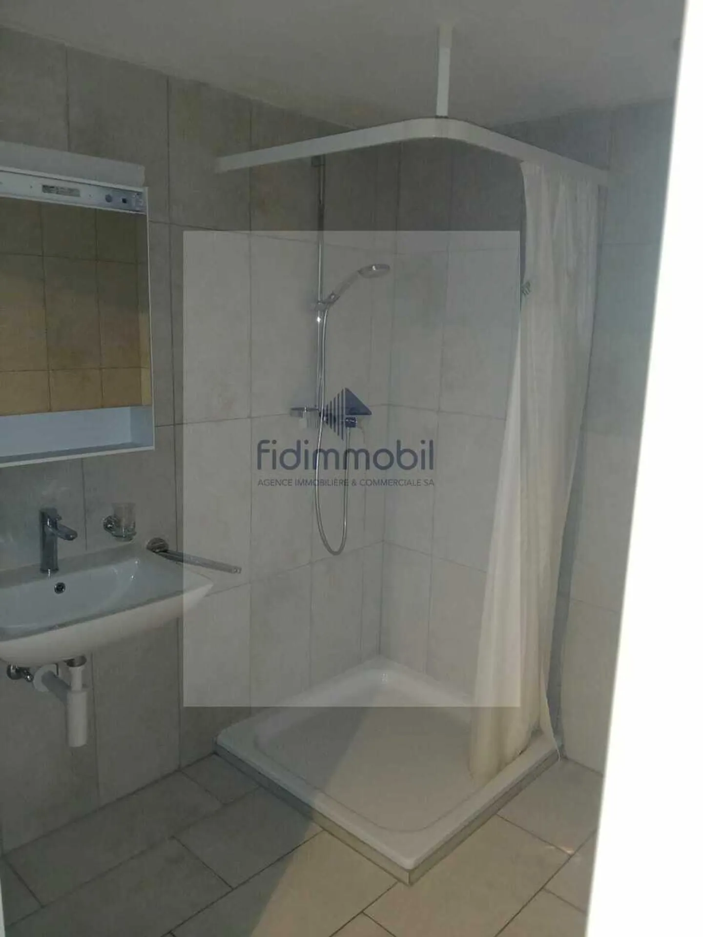 Appartamento in affitto - Foto 4 di 5