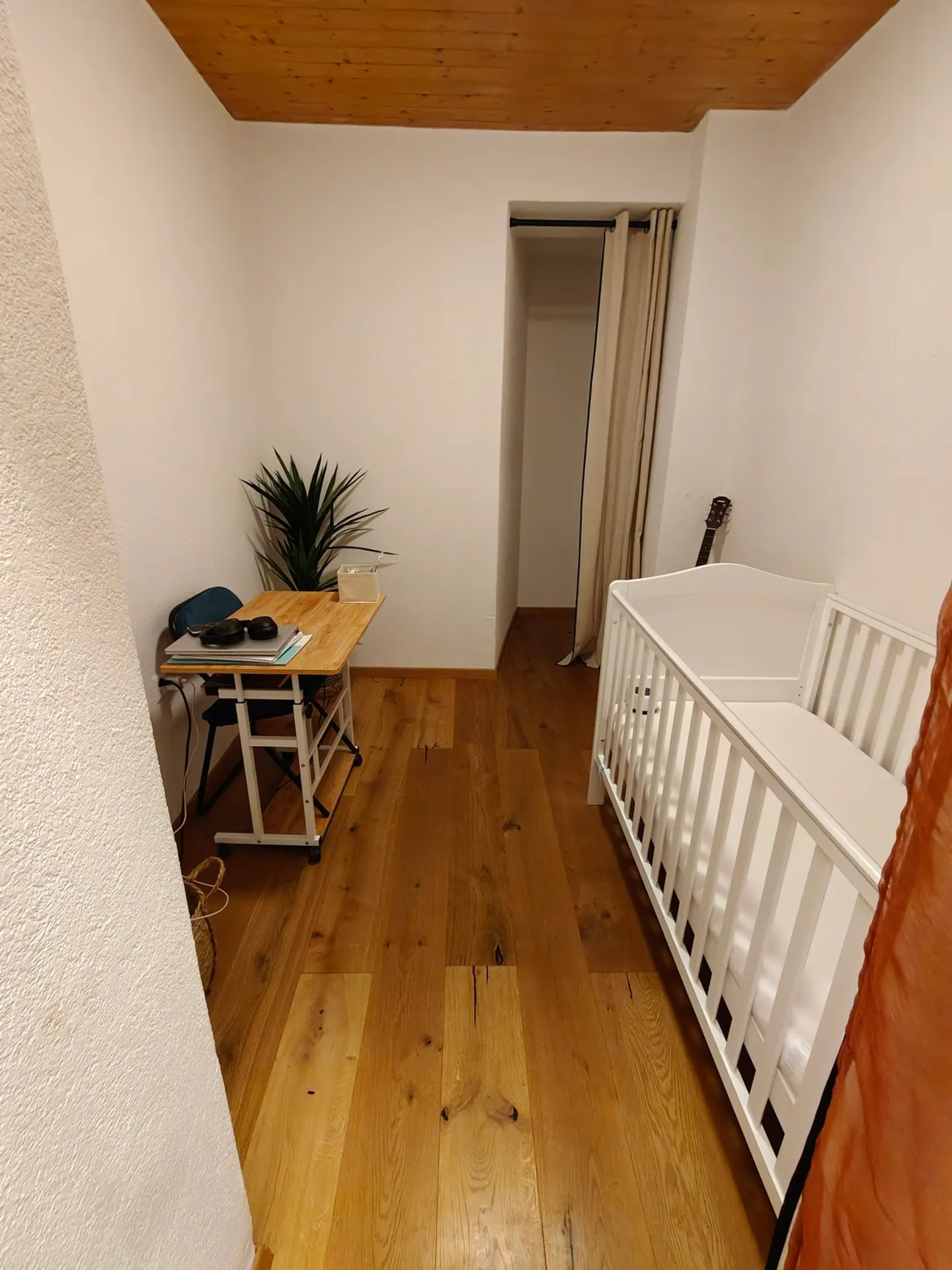 2½ ZI-WOHNUNG IN THUN (BE), MÖBLIERT, TEMPORÄR - Foto 6 di 10