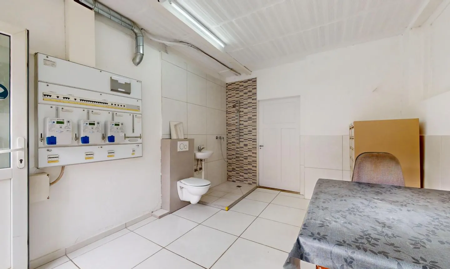 Selten: Renoviertes Mietgebäude mit 6 Wohnungen in Corcelles-près-Payerne - Foto 7 von 13