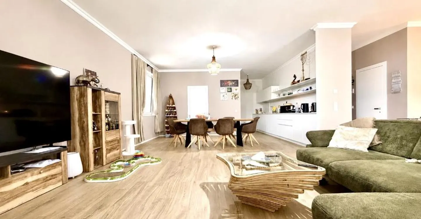 Appartement spacieux à Veytaux - Photo 3 sur 12