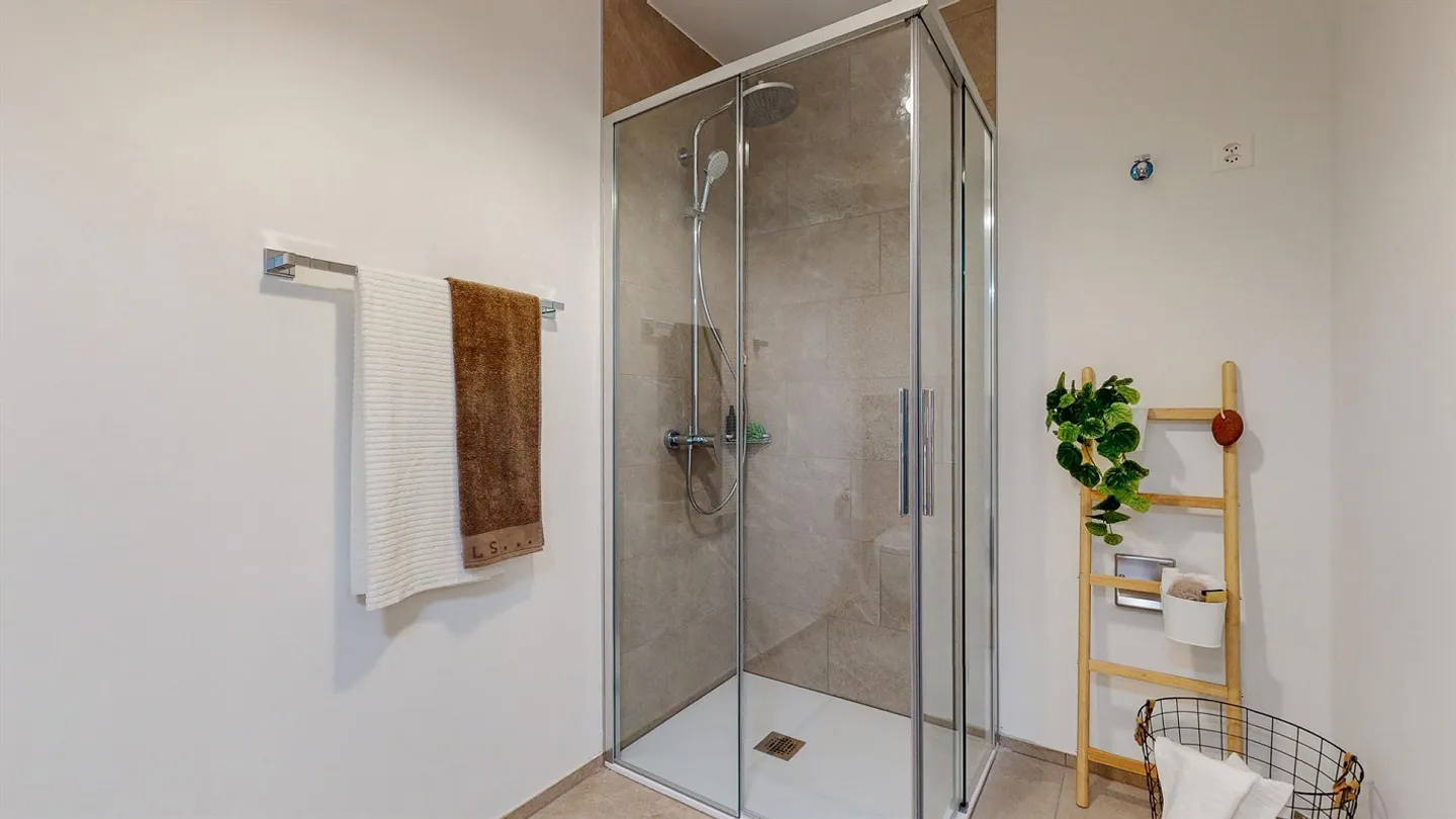 Sorengo, modernes 2.5 Zimmer in der Residenz GEA - Foto 5 von 6