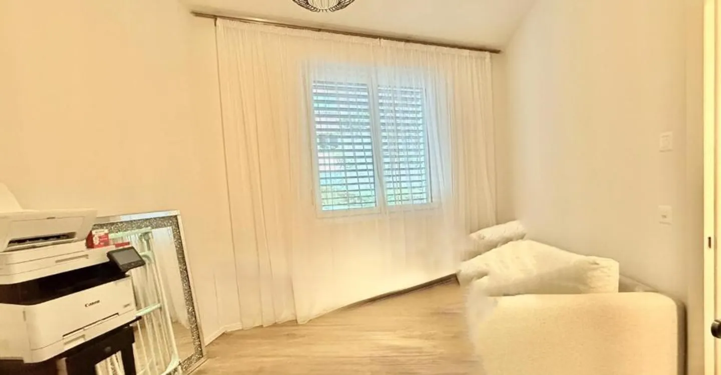Appartement spacieux à Veytaux - Photo 11 sur 12