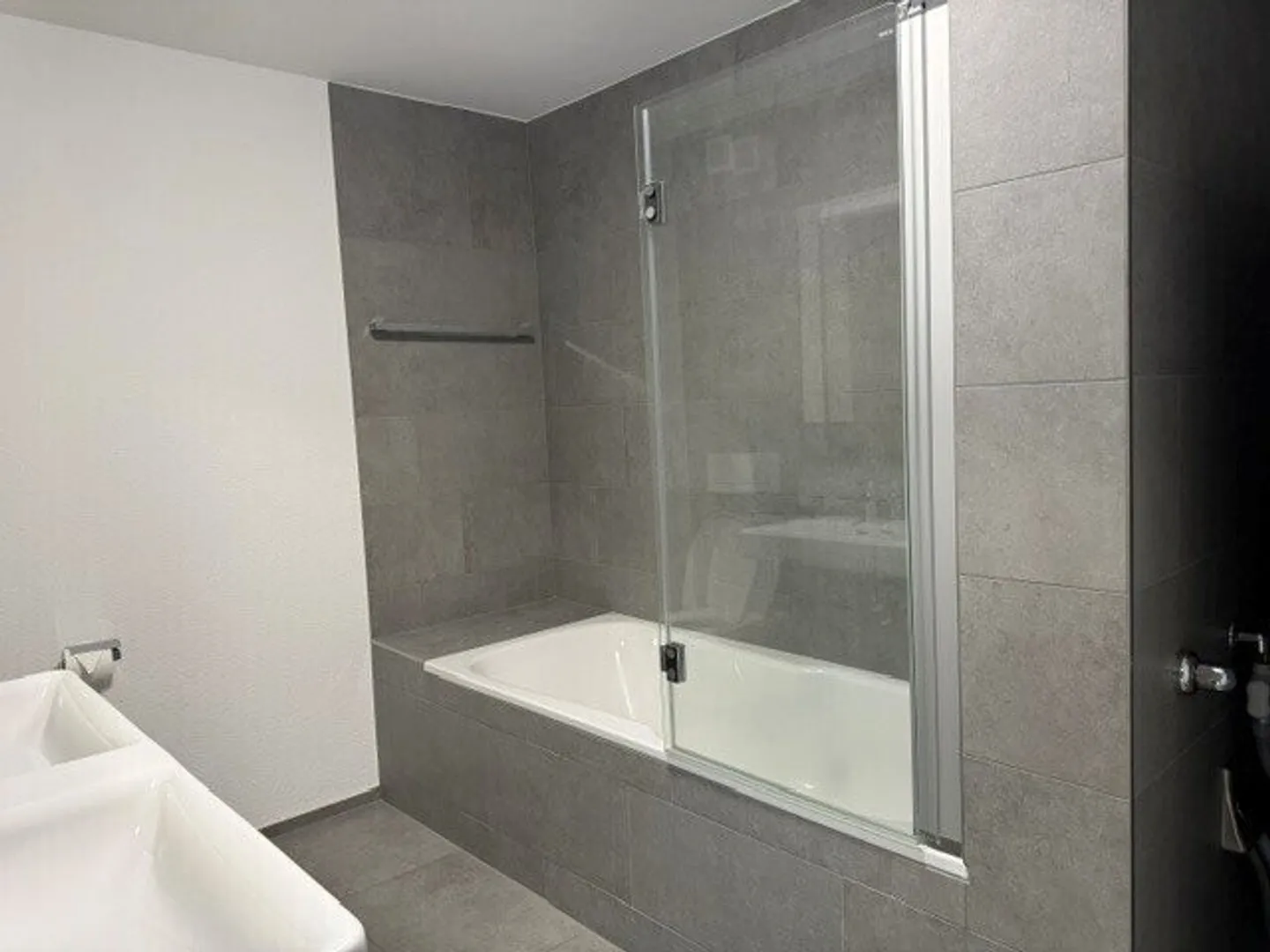 Beautiful 4.5 room apartment for rent in Zizers! - Photo 5 of 7