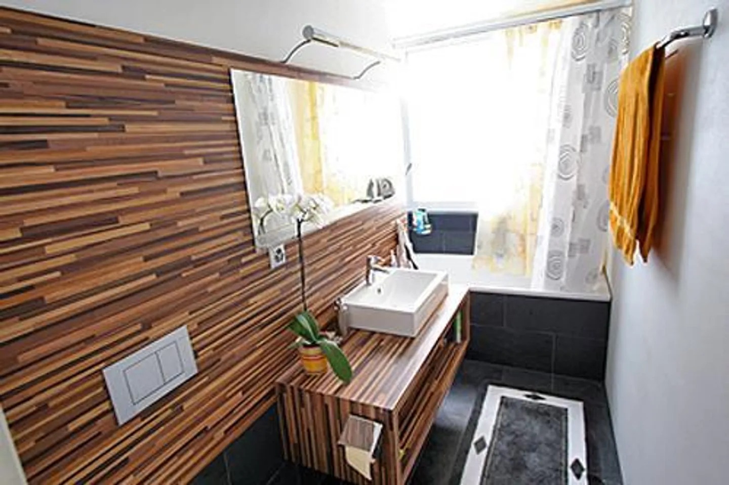 Pretty apartment seeks new family - Photo 6 of 10