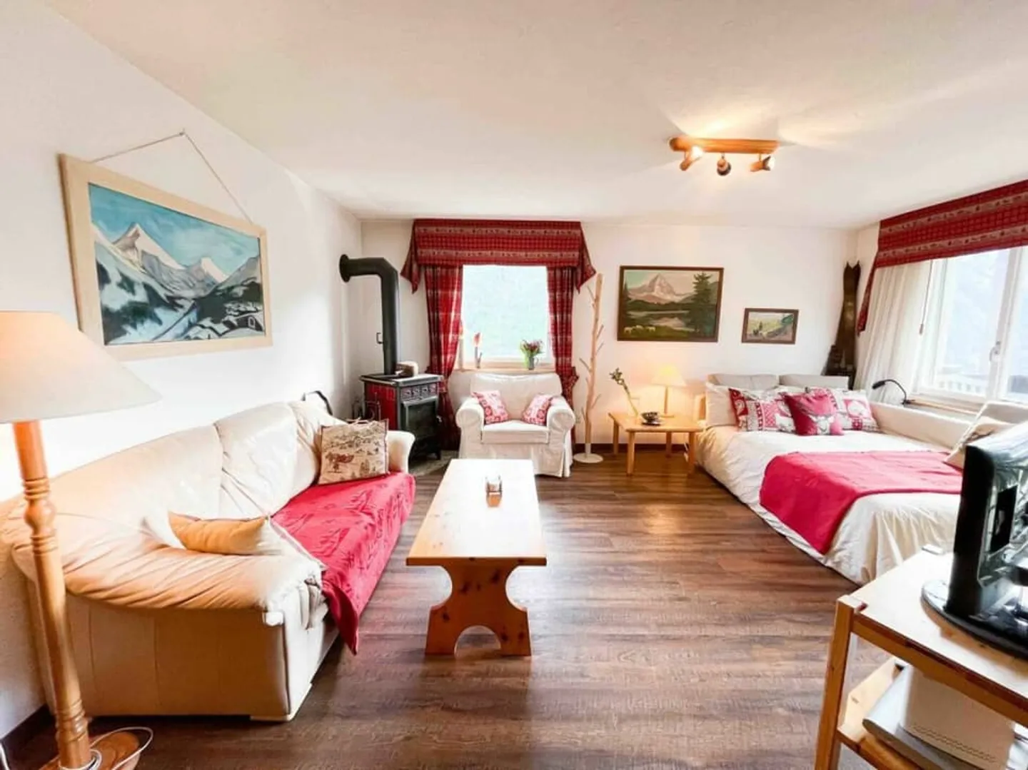 Ampio appartamento di 3,5 stanze nella casa Längfluh. - Foto 6 di 13