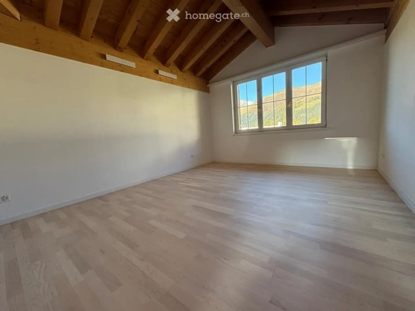 Grosszügige 5.5-Zimmer Dachwohnung mit Bergsicht in Clavadel - Foto 8 von 13