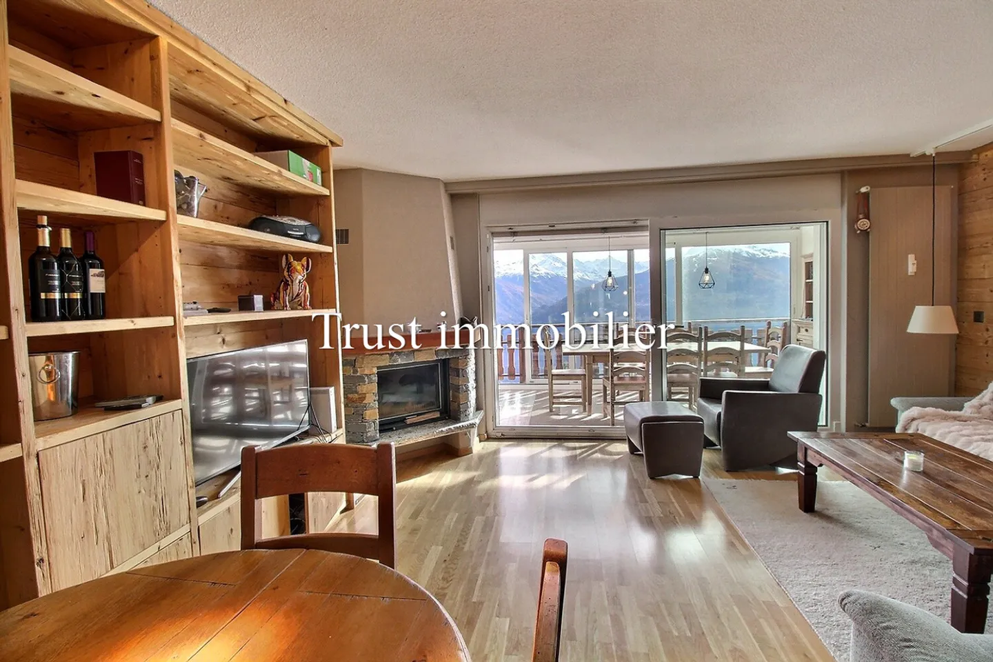 Spacious 4.5 room apartment for sale, close to the Funicular - Photo 1 of 17