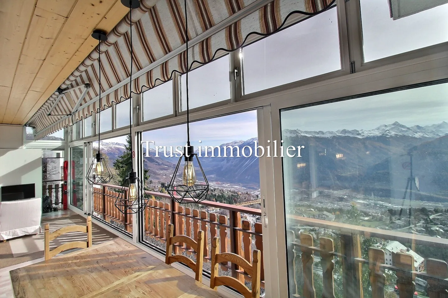 Spacious 4.5 room apartment for sale, close to the Funicular - Photo 3 of 17