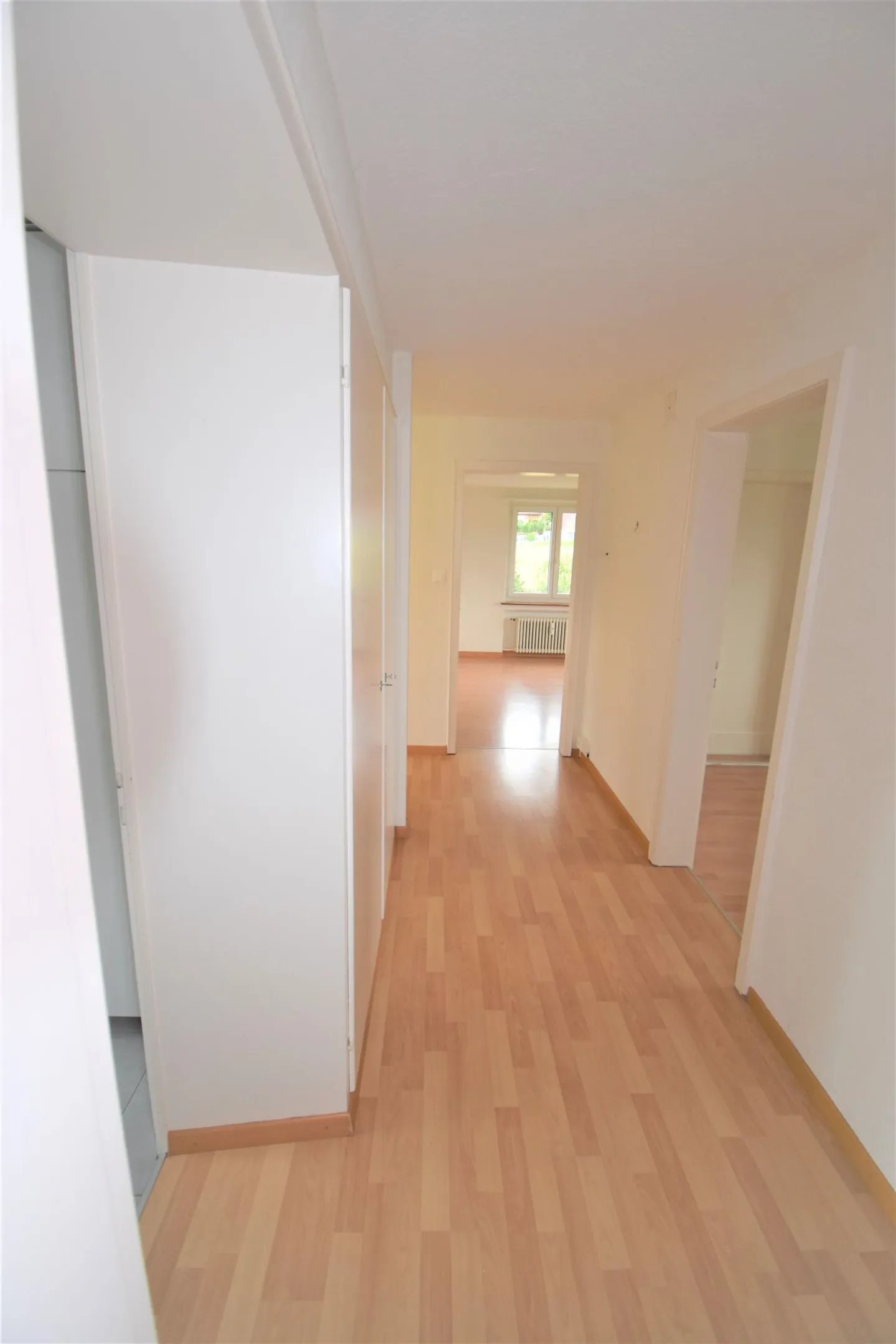 Charmante Wohnung mit Grossem Balkon - Foto 12 von 13