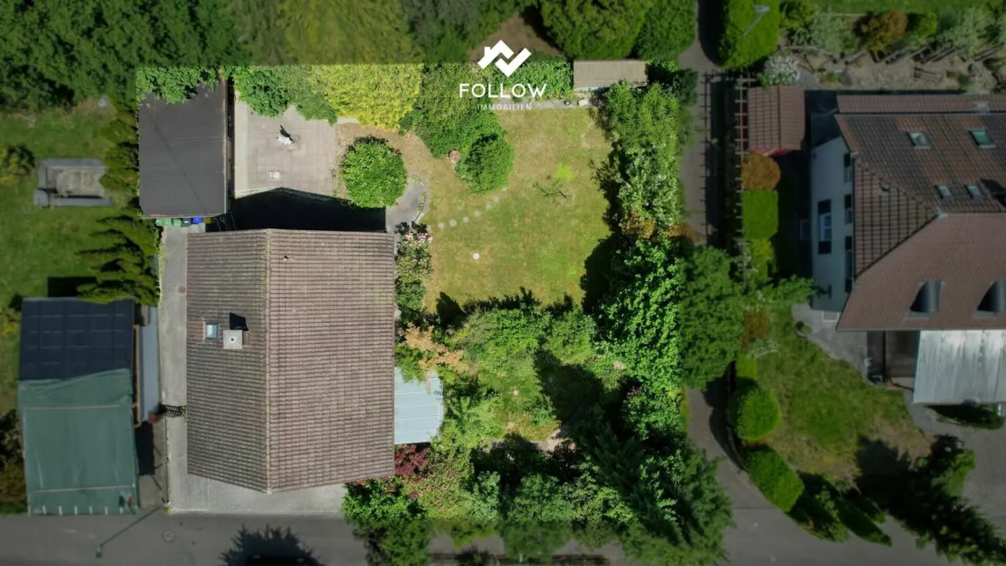 Double Living Pleasure: Your New Two-Family House with Building Land Reserve - Photo 2 of 21