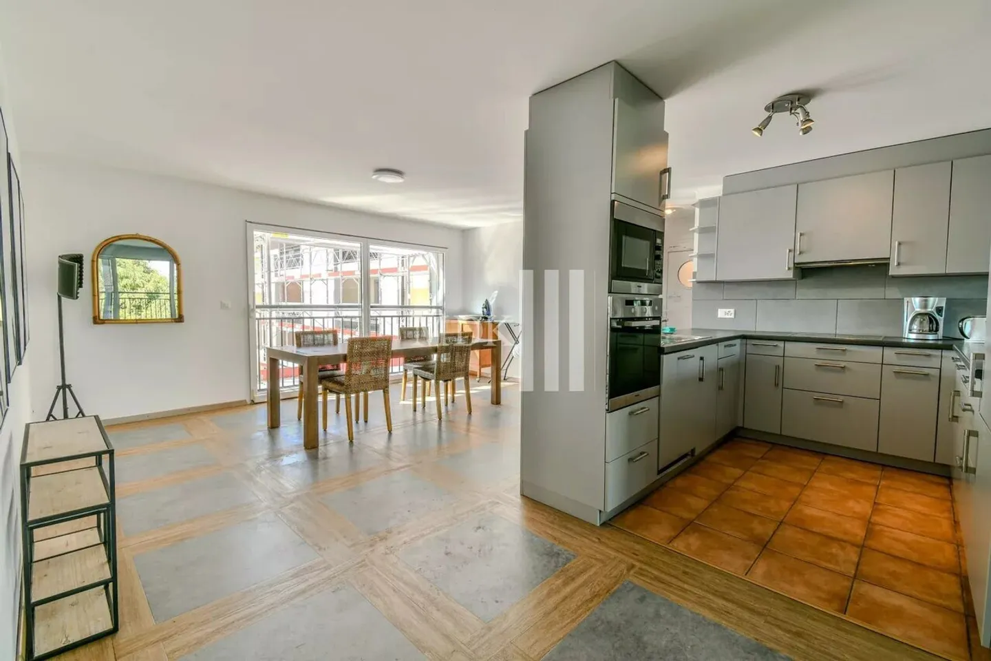 Appartamento 5.5 stanze - Foto 3 di 11
