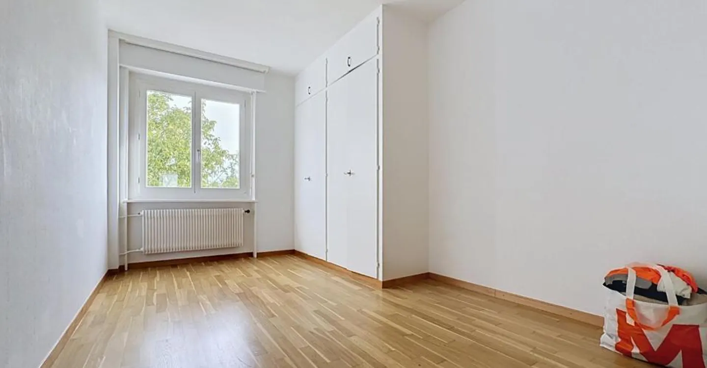 Beautiful 3.5-room apartment on the 2nd floor - Photo 2 of 8