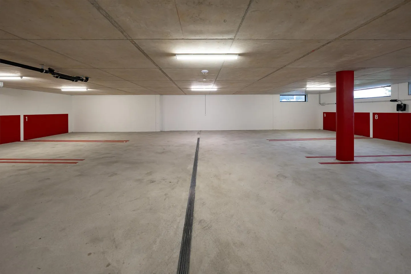 Exclusive 3.5-room new apartment with large terrace - Photo 17 of 18