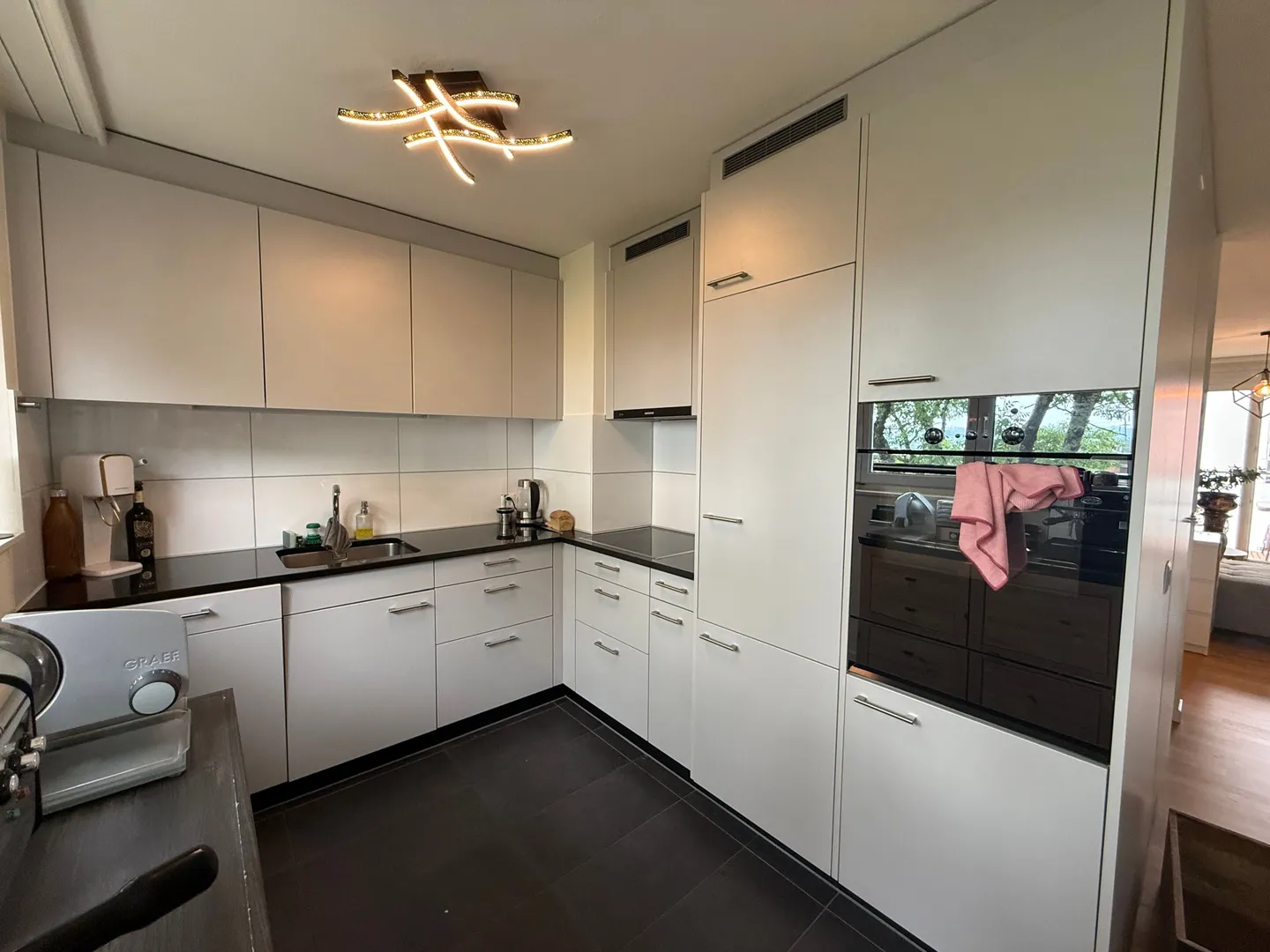 Appartement Charmant avec Balcon - Photo 4 sur 13