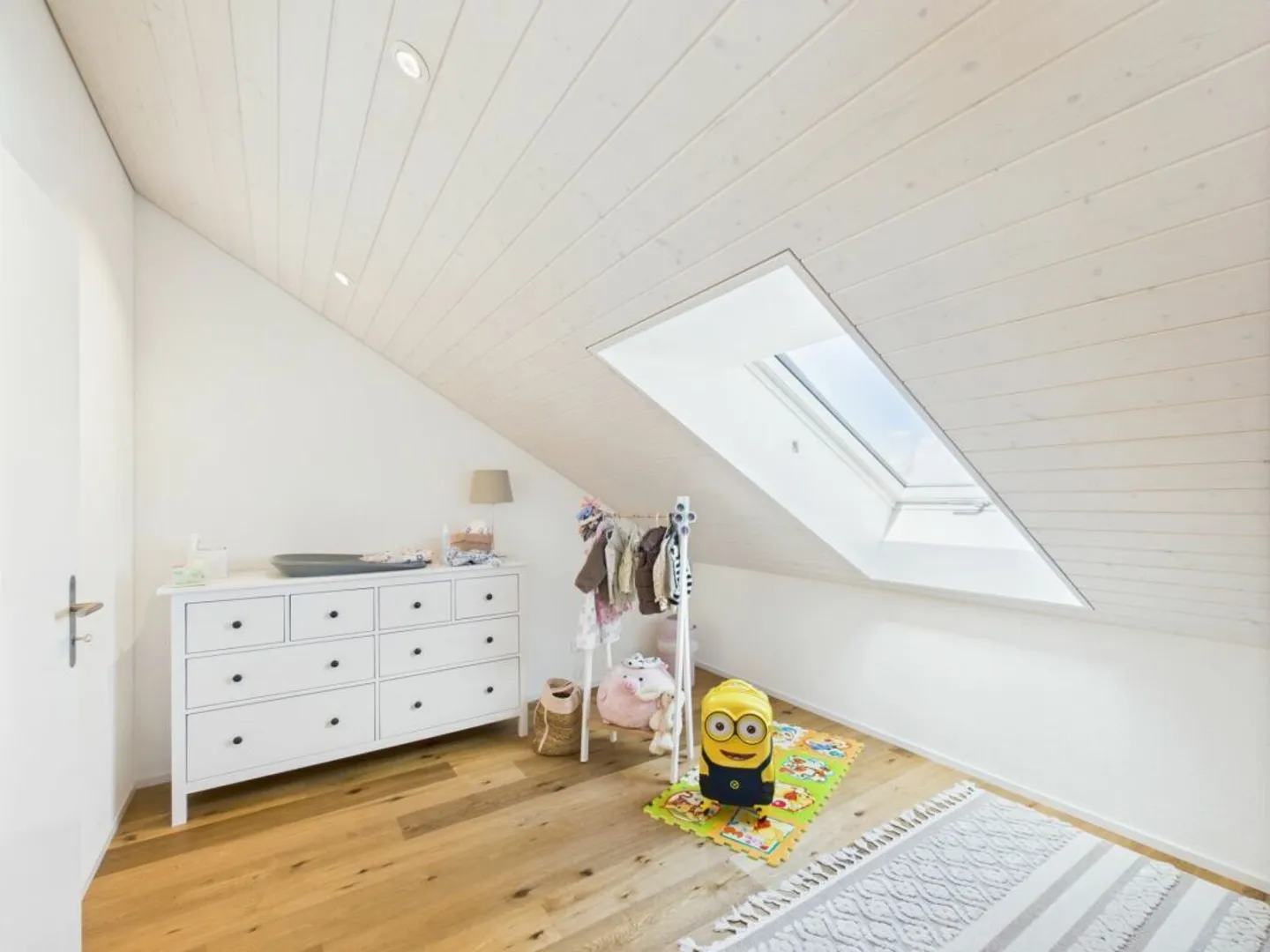 Modernes 6-Zimmer-Doppeleinfamilienhaus in ruhiger Lage von Safenwil - Foto 12 von 15