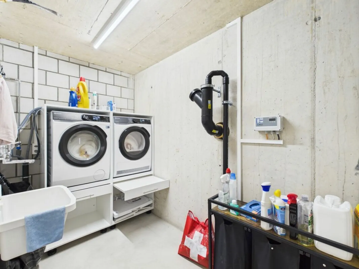 Modernes 6-Zimmer-Doppeleinfamilienhaus in ruhiger Lage von Safenwil - Foto 15 von 15