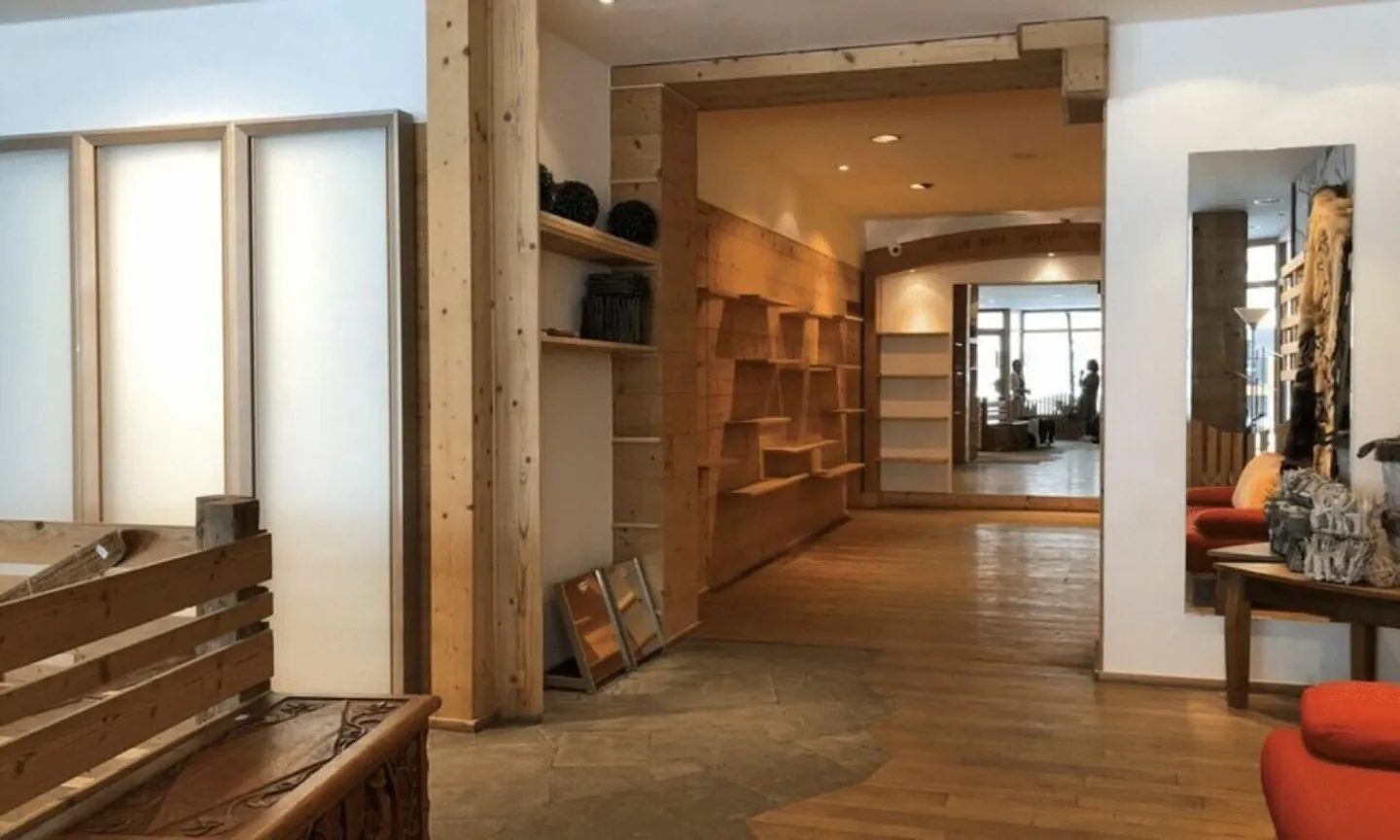 Magasin à vendre - Photo 2 sur 11