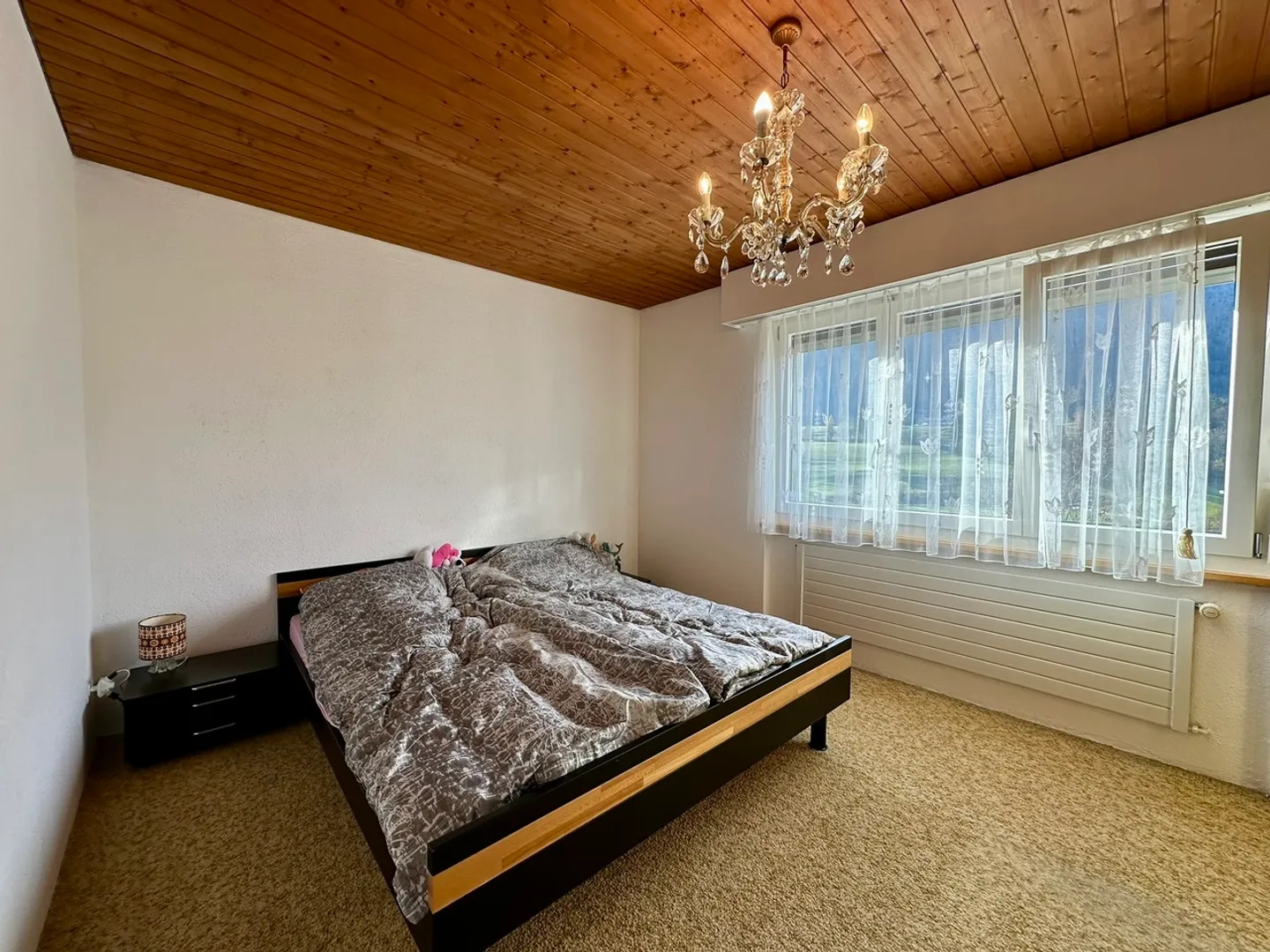 Family House - Photo 10 of 14