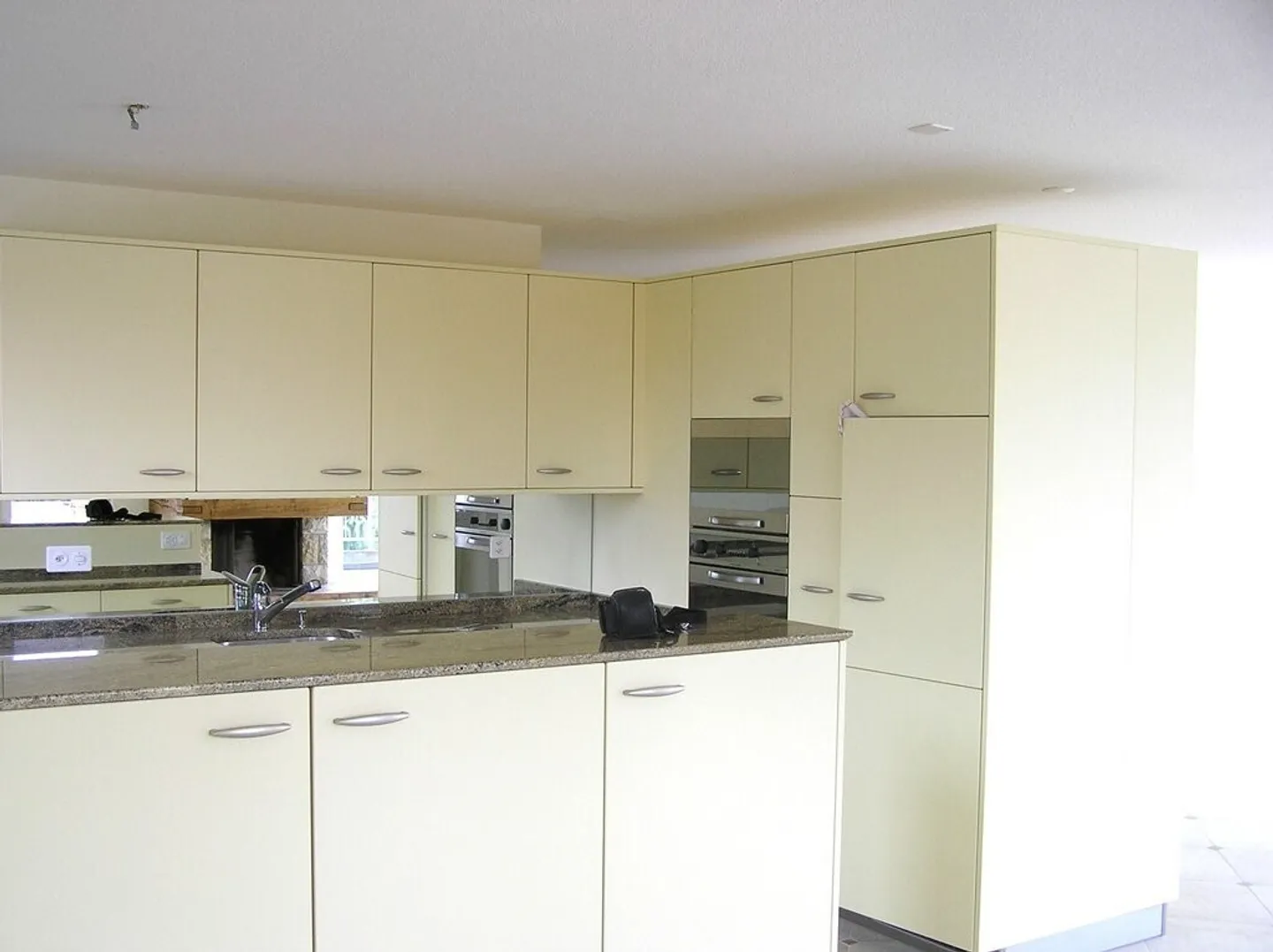 Appartamento Attico Moderno a Thun - Foto 2 di 11