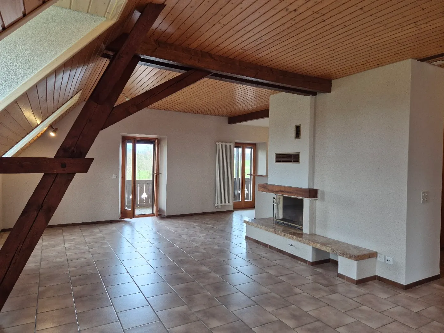 Duplex 4.5 rooms - Photo 4 of 16