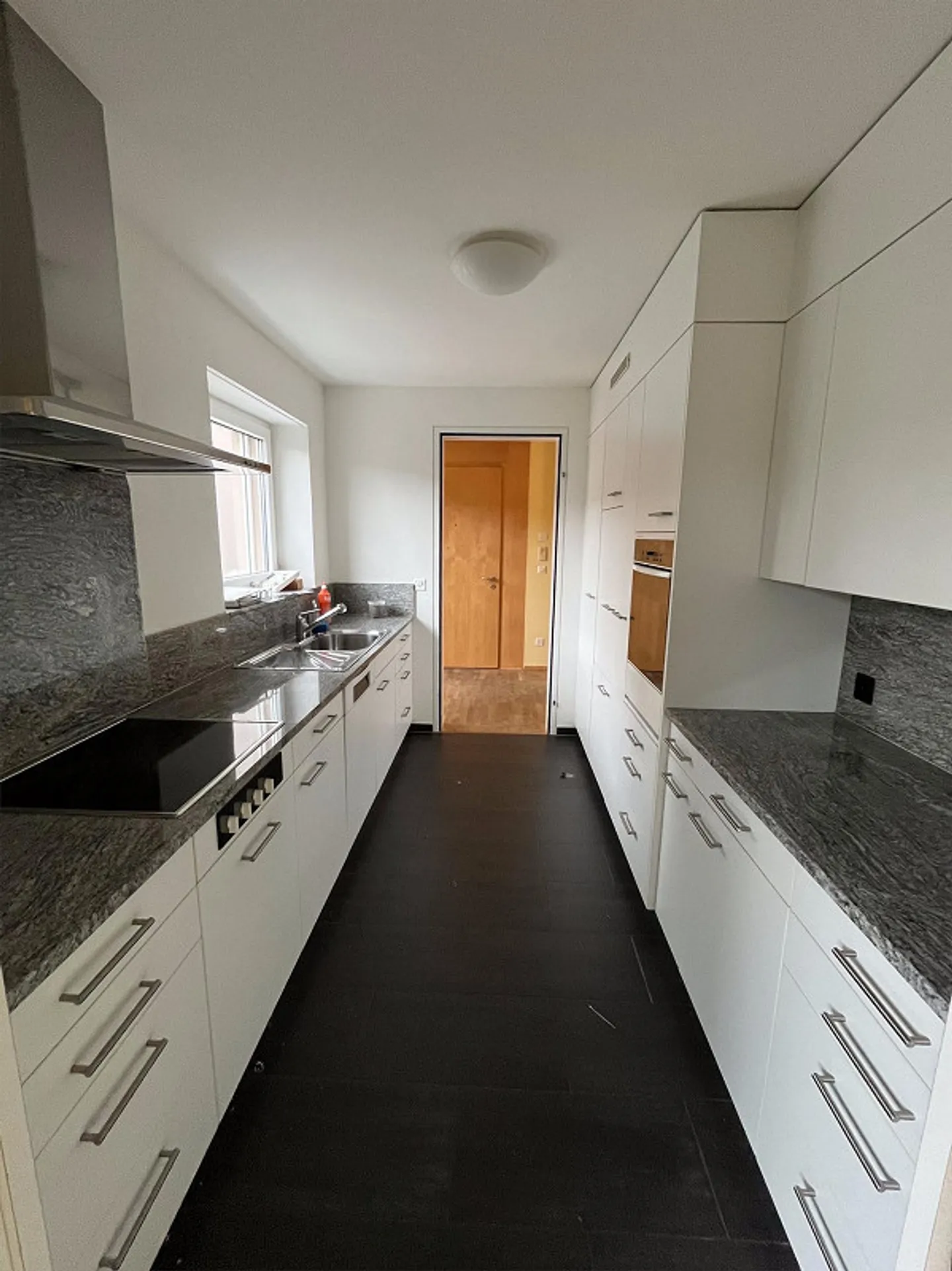 Appartamento di 3.5 locali al piano giardino nell'area Benerpark - Foto 7 di 13