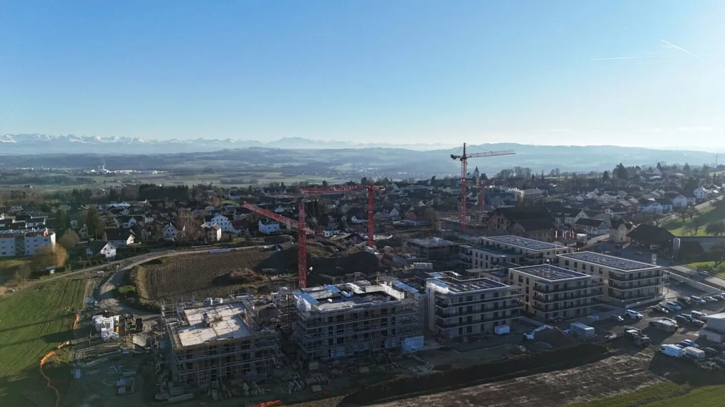 Paradiso di 3,5 stanze con orientamento a sud e grande area giardino (C 0.2) - Foto 2 di 18