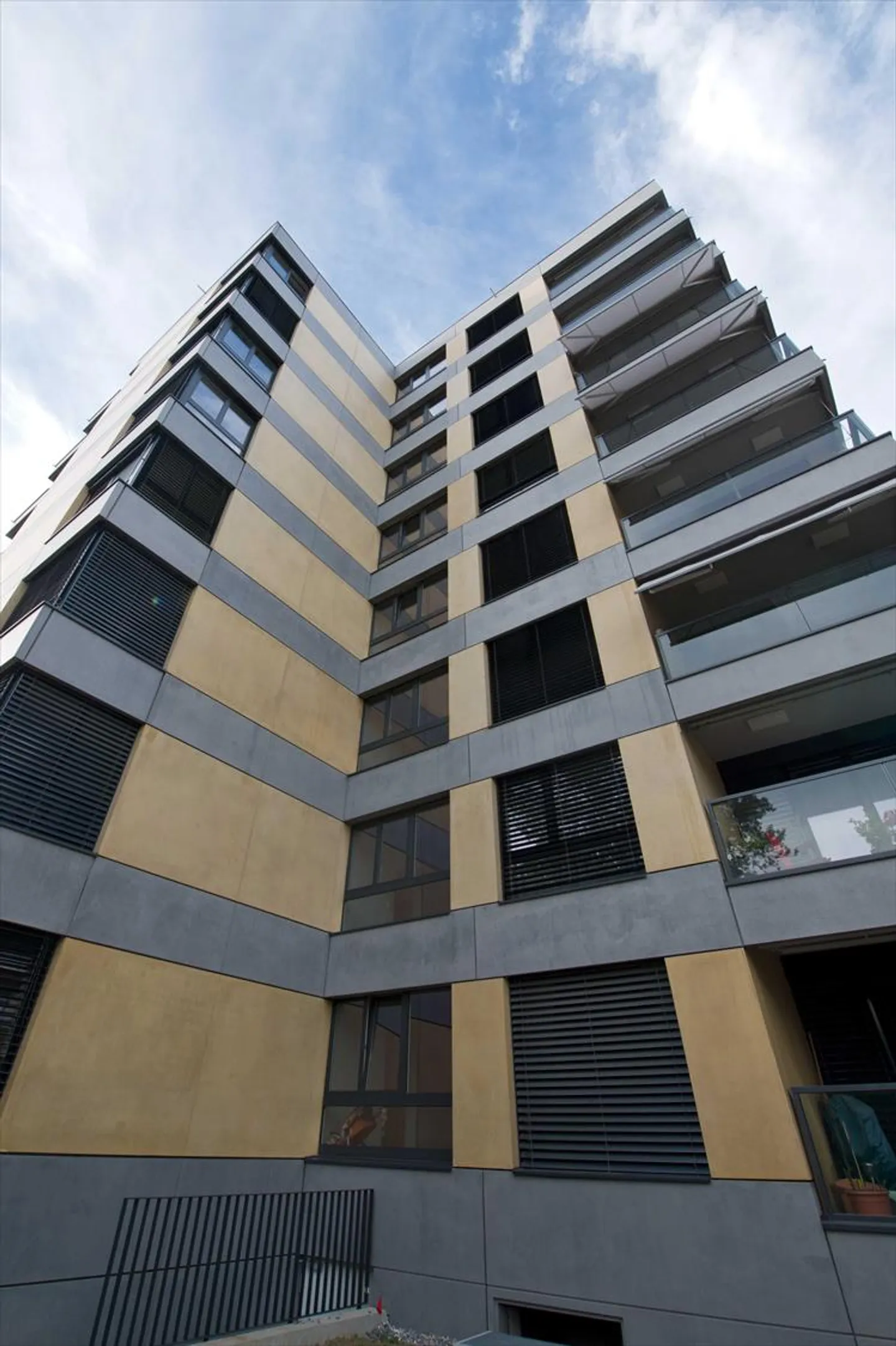 Place ouverte - Photo 2 sur 3