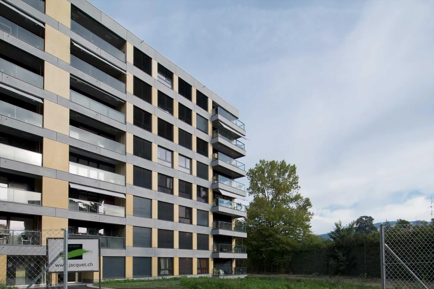 Place ouverte - Photo 3 sur 3