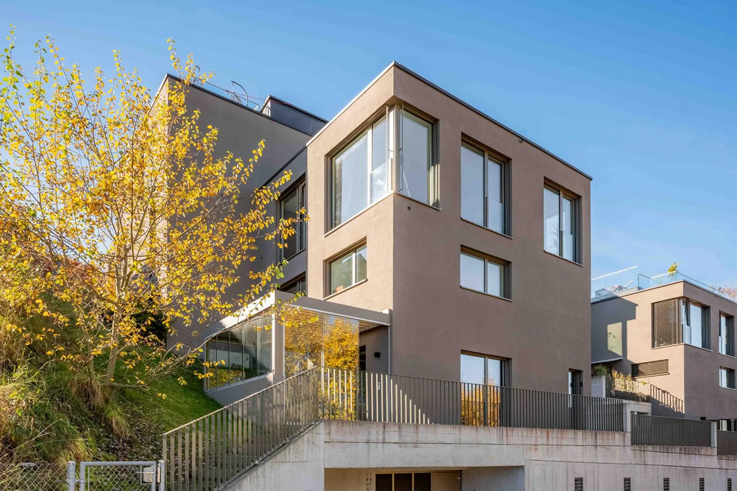 Modernes Wohnen mit Panoramablick - Foto 1 von 6