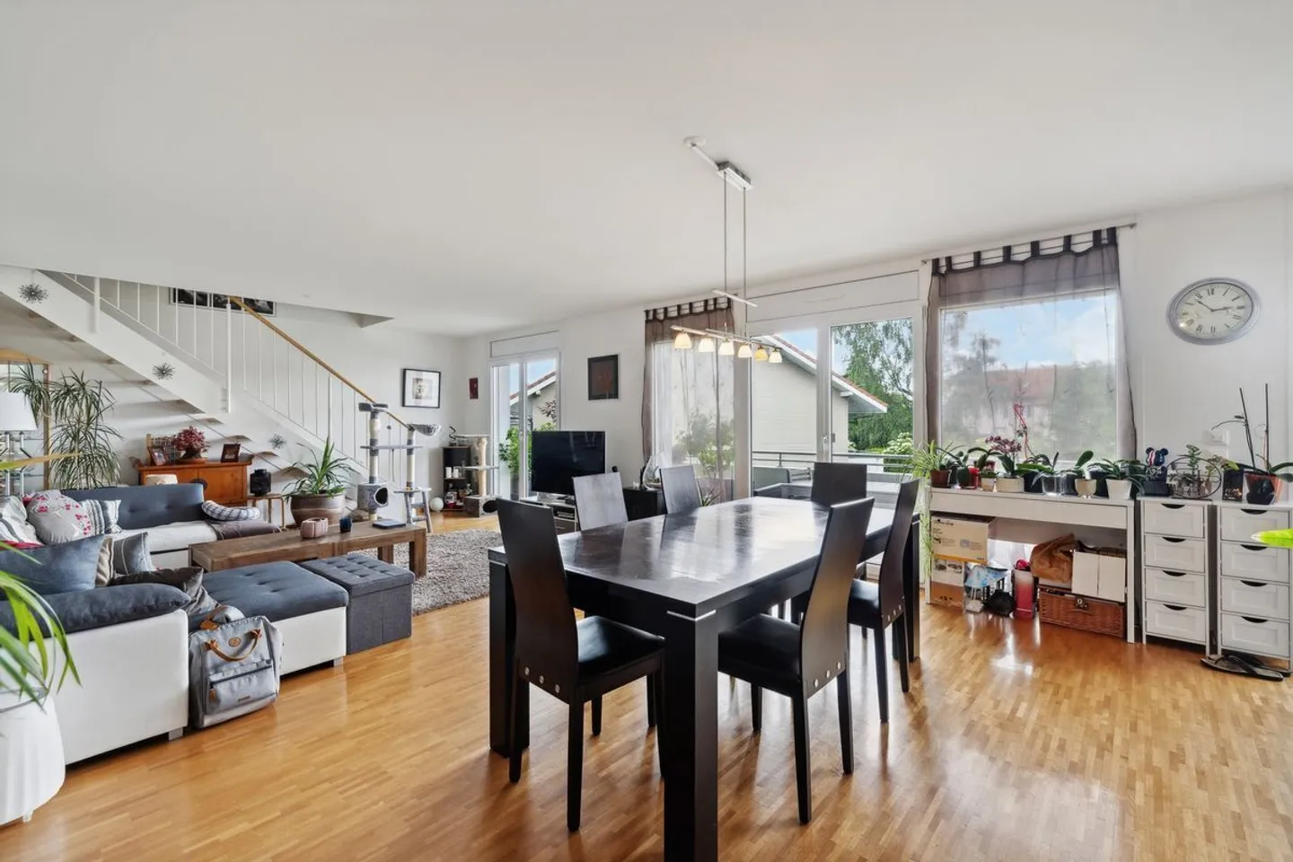 Großes Duplex in Eysins - Foto 1 von 8