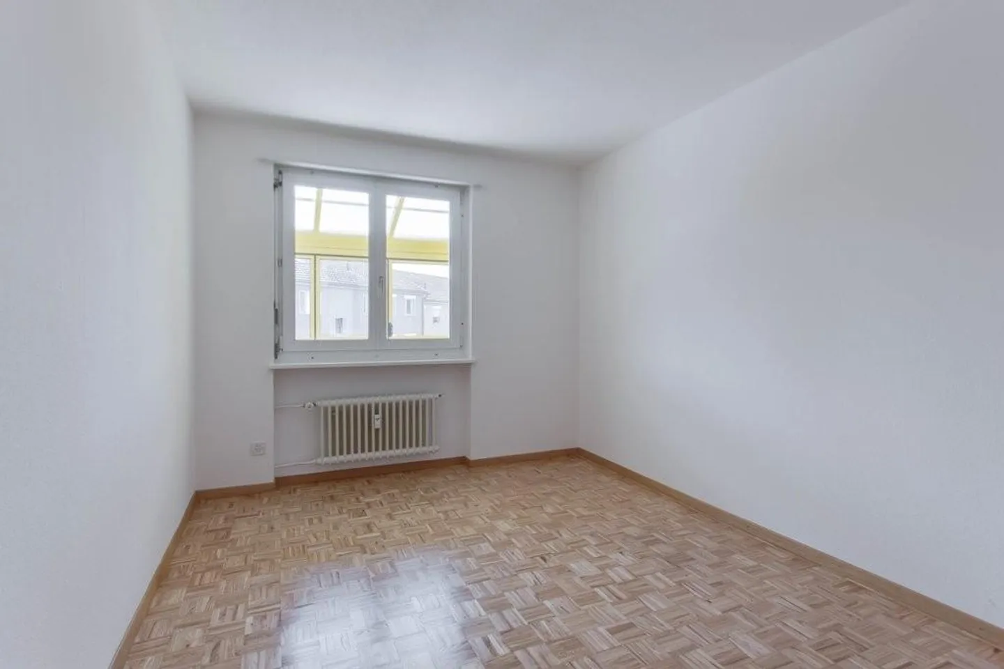 Vivere tranquillo nella comunità lacustre - Foto 3 di 8