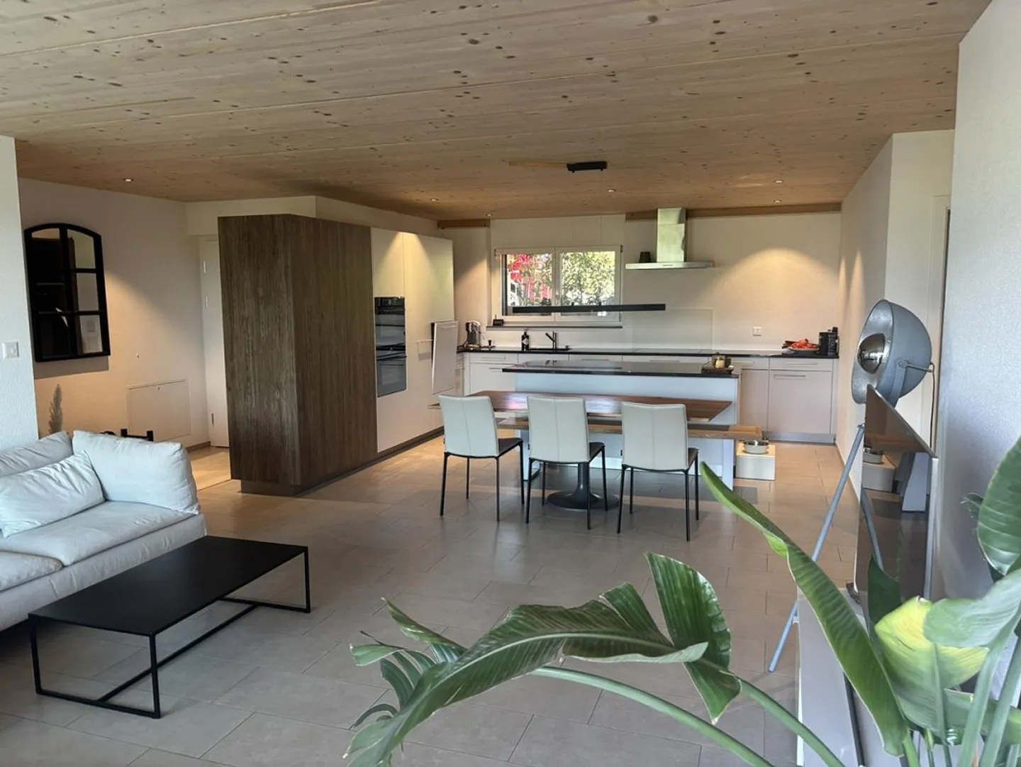 Appartement 4.5 pièces dans un emplacement pittoresque - Photo 3 sur 10