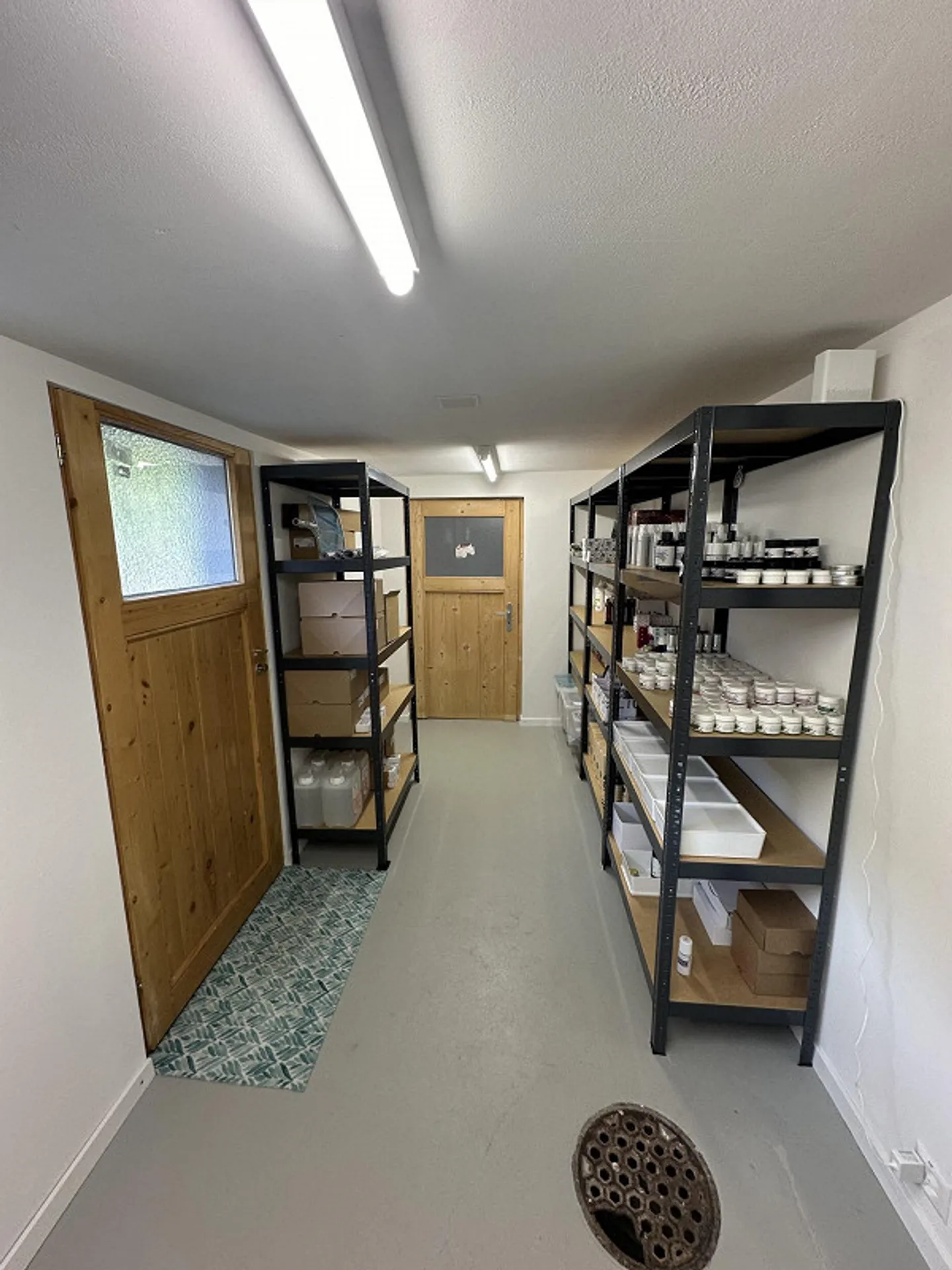 Einfamilienhaus im Zentrum mit Gewerbefläche - Foto 7 von 11
