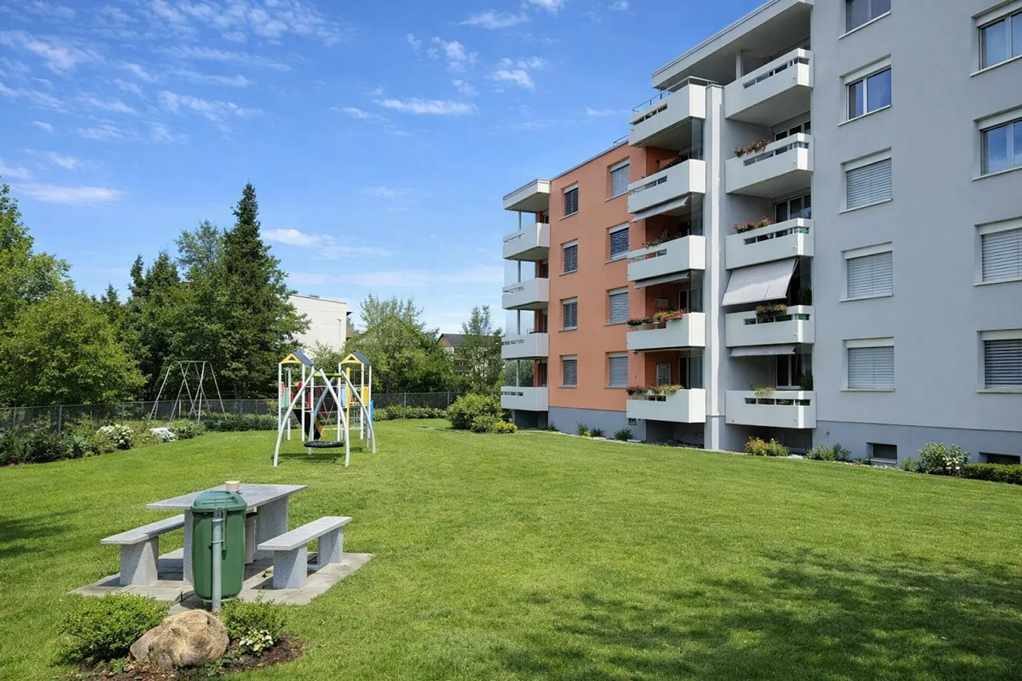 Mehrfamilienhaus in Amriswil - Foto 1 von 7