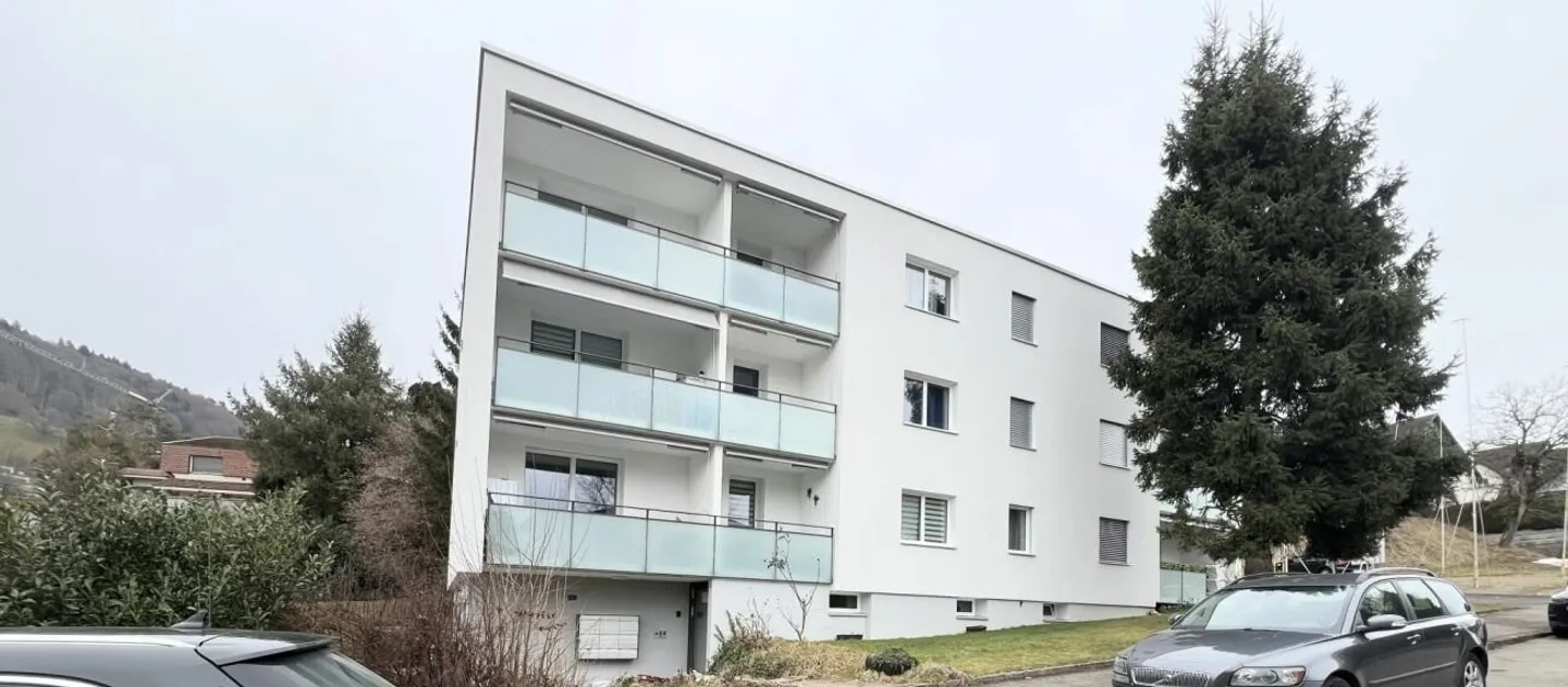 Appartamento moderno di 4,5 stanze in una posizione tranquilla - Foto 9 di 9