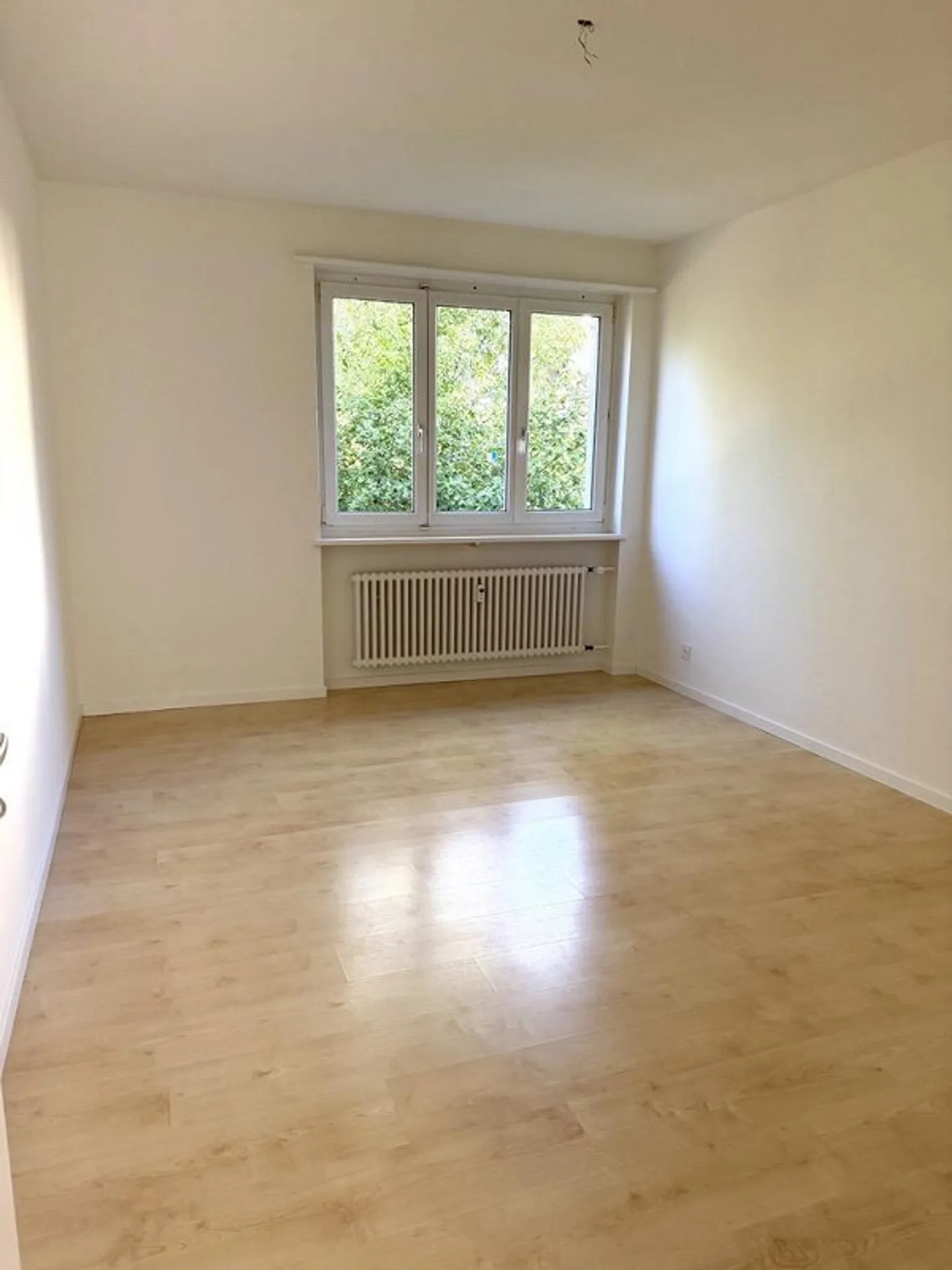 Appartamento centrale con 4 stanze e balcone - Foto 8 di 13