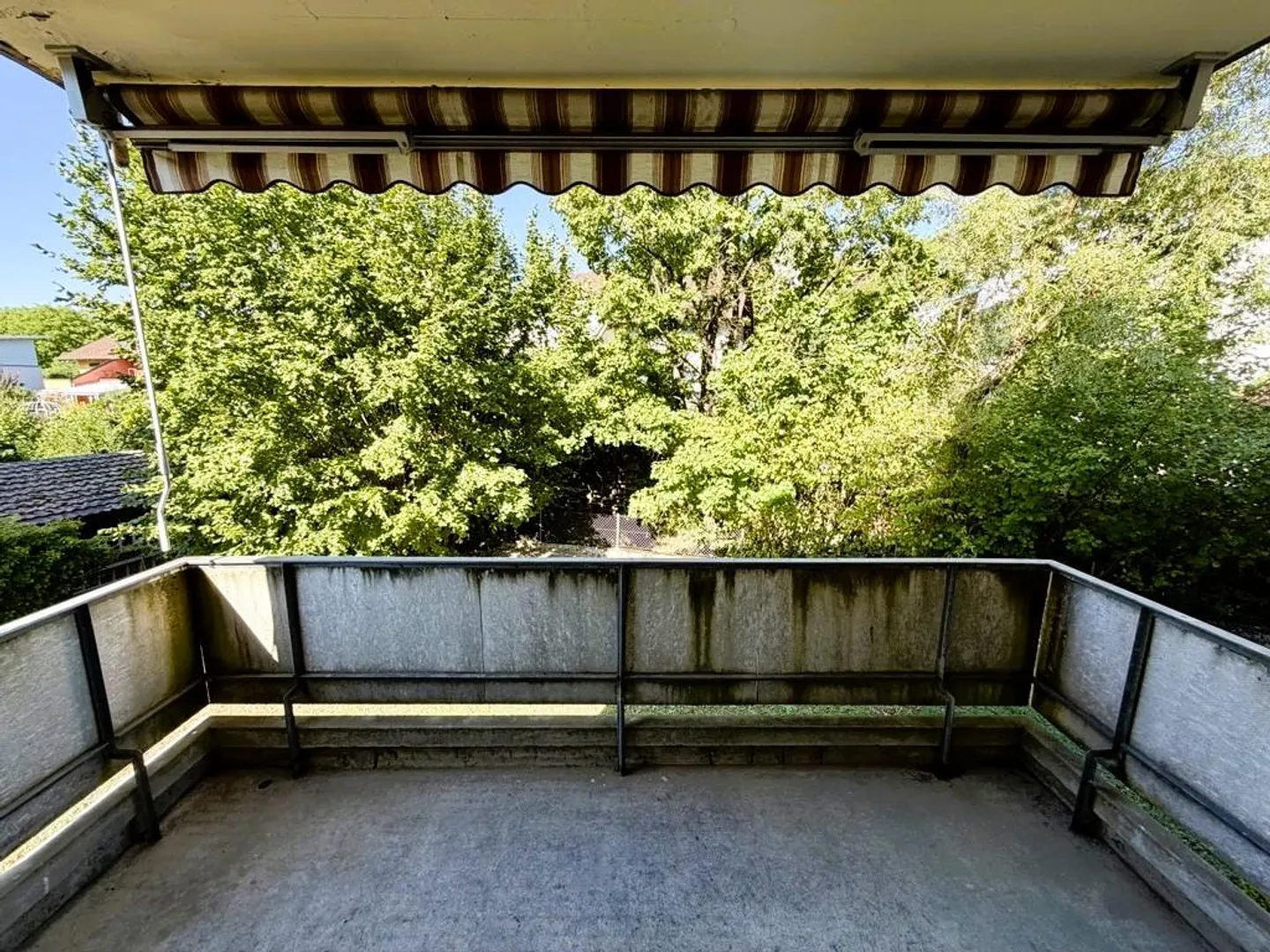 Appartamento centrale con 4 stanze e balcone - Foto 12 di 13