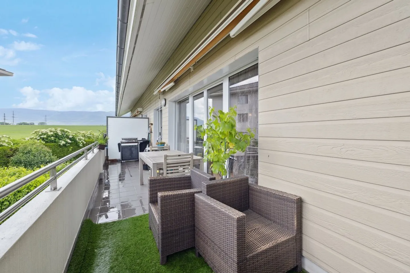 Großes Duplex in Eysins - Foto 7 von 8