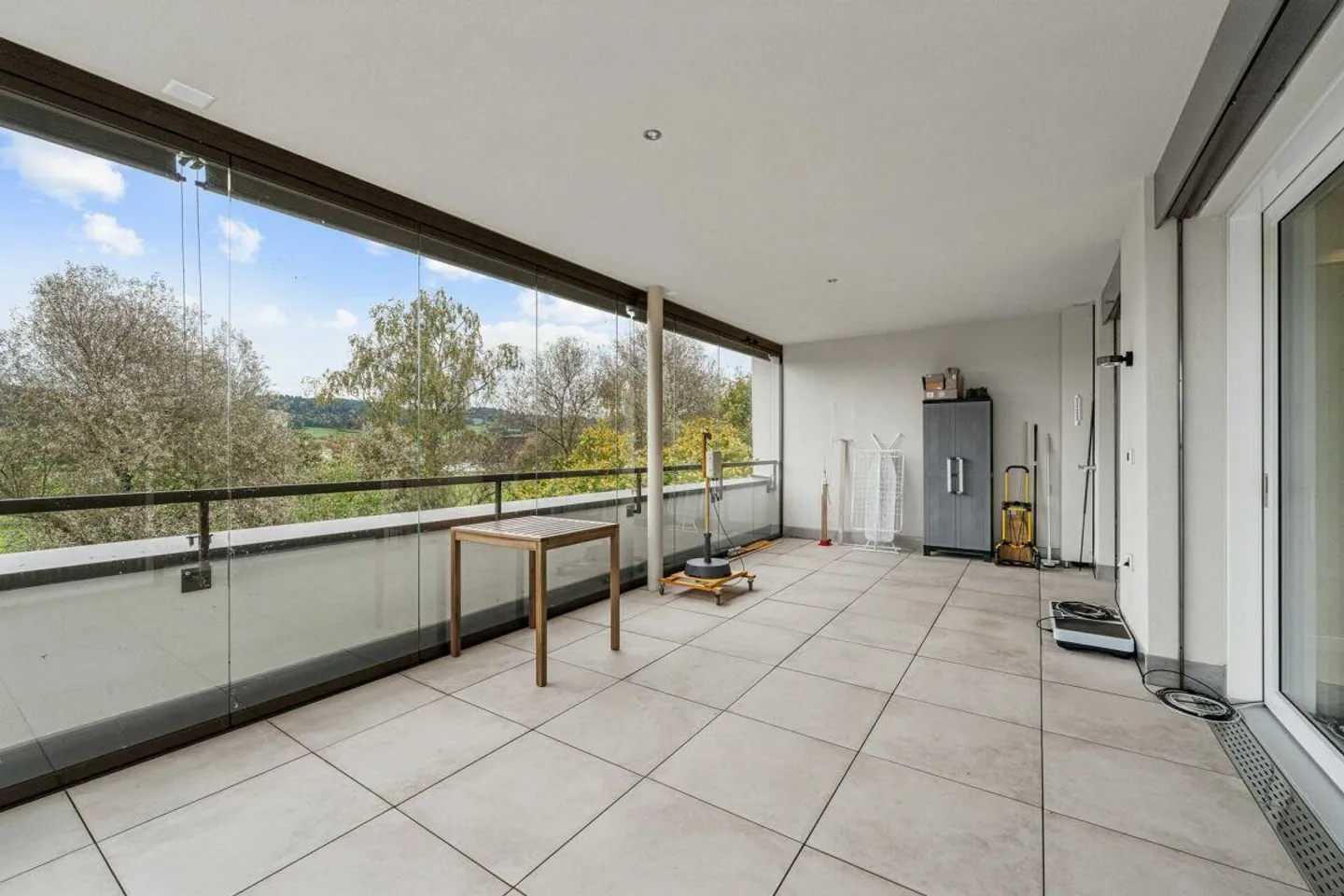 Exclusive Penthouse Apartment with Panoramic Views - Photo 12 of 20