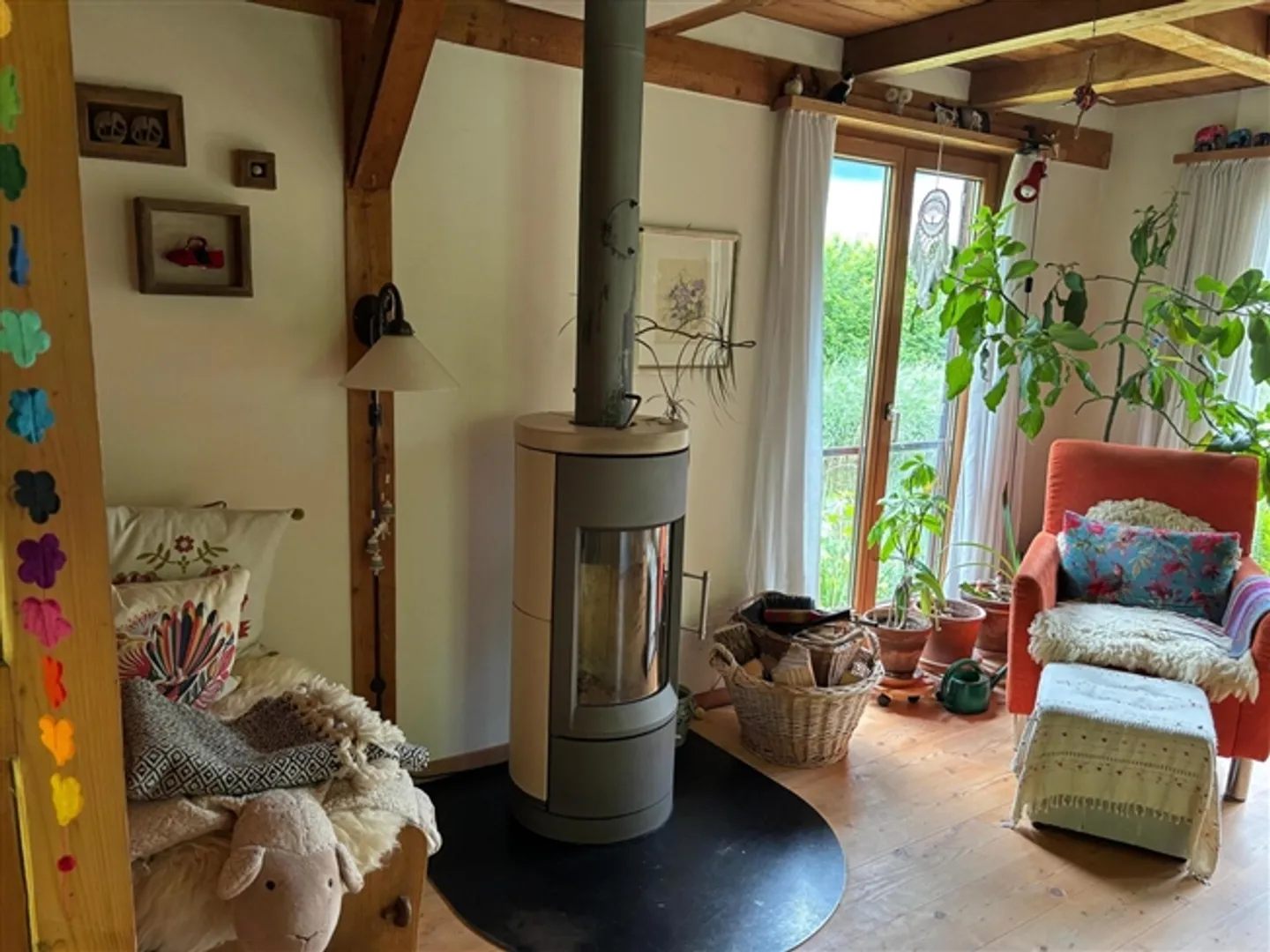 FOR CAT LOVERS IN ELSAU (ZH), FURNISHED, TEMPORARY - Photo 2 of 10