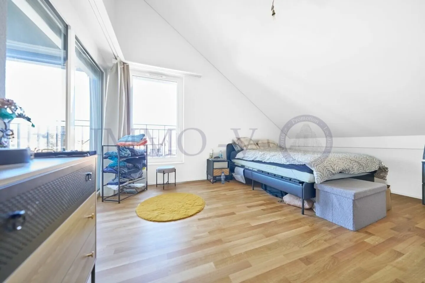 SPAZIOSO E LUMINOSO CON BALCONE-LOGGIA - Foto 6 di 7