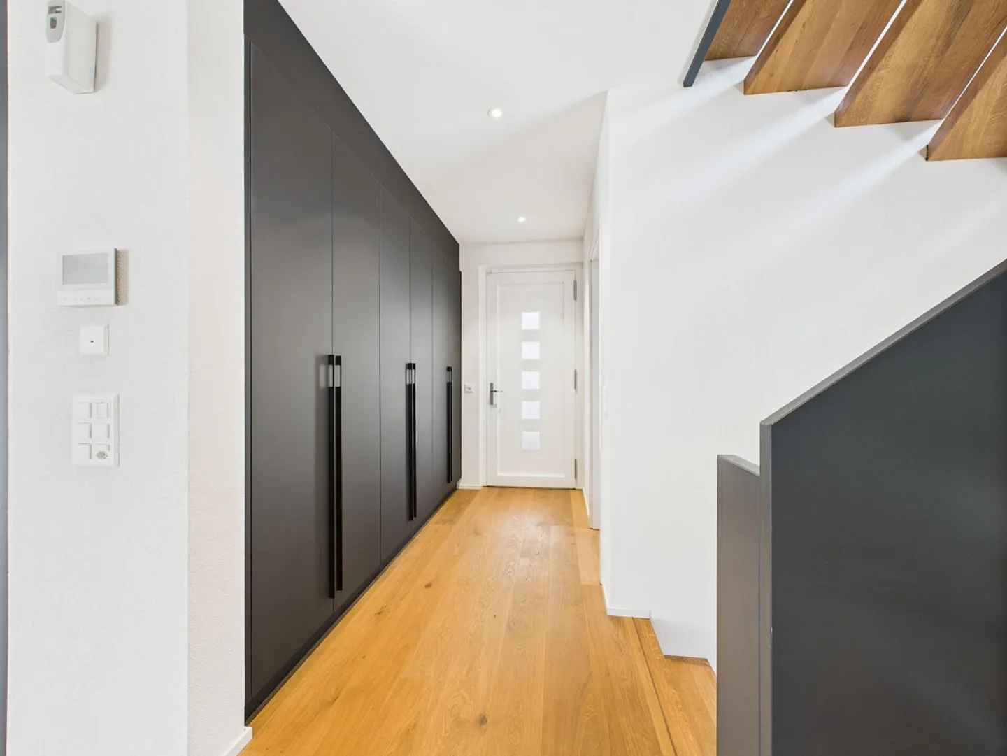 Bâtiment Neuf Moderne dans un Emplacement Calme - Photo 3 sur 12