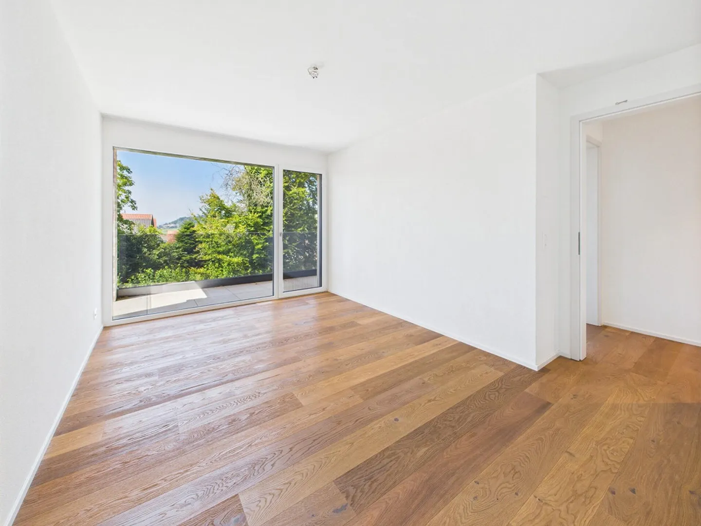 Bâtiment Neuf Moderne dans un Emplacement Calme - Photo 7 sur 12