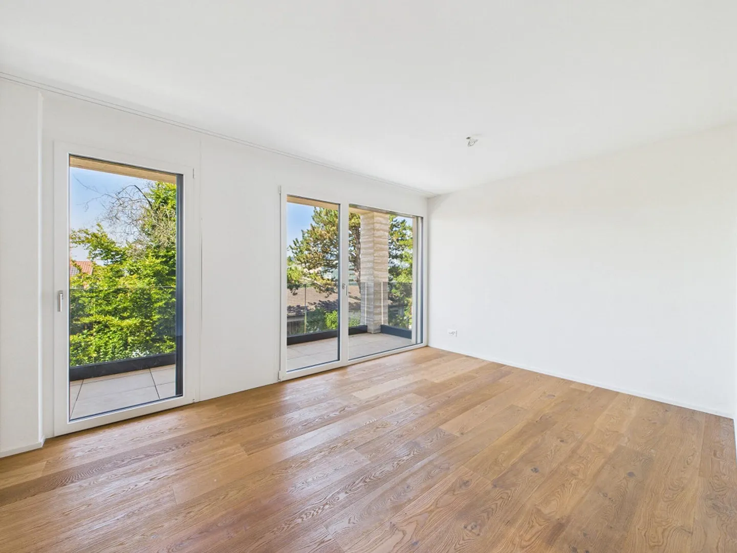 Bâtiment Neuf Moderne dans un Emplacement Calme - Photo 8 sur 12