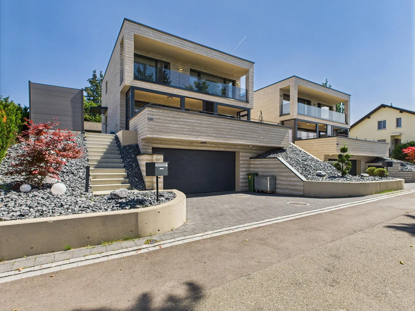 Bâtiment Neuf Moderne dans un Emplacement Calme - Photo 1 sur 12