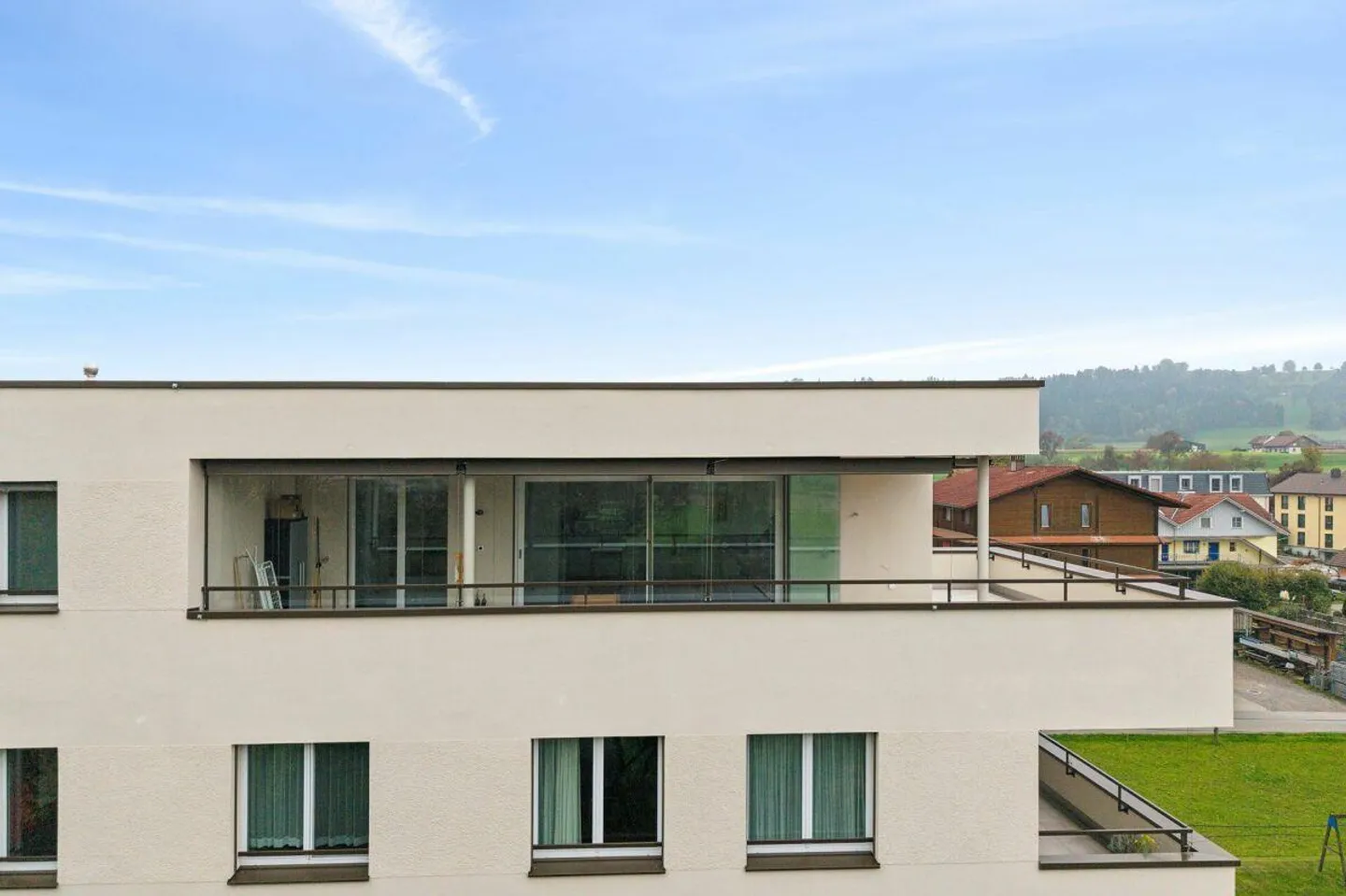 Exclusive Penthouse Apartment with Panoramic Views - Photo 19 of 20