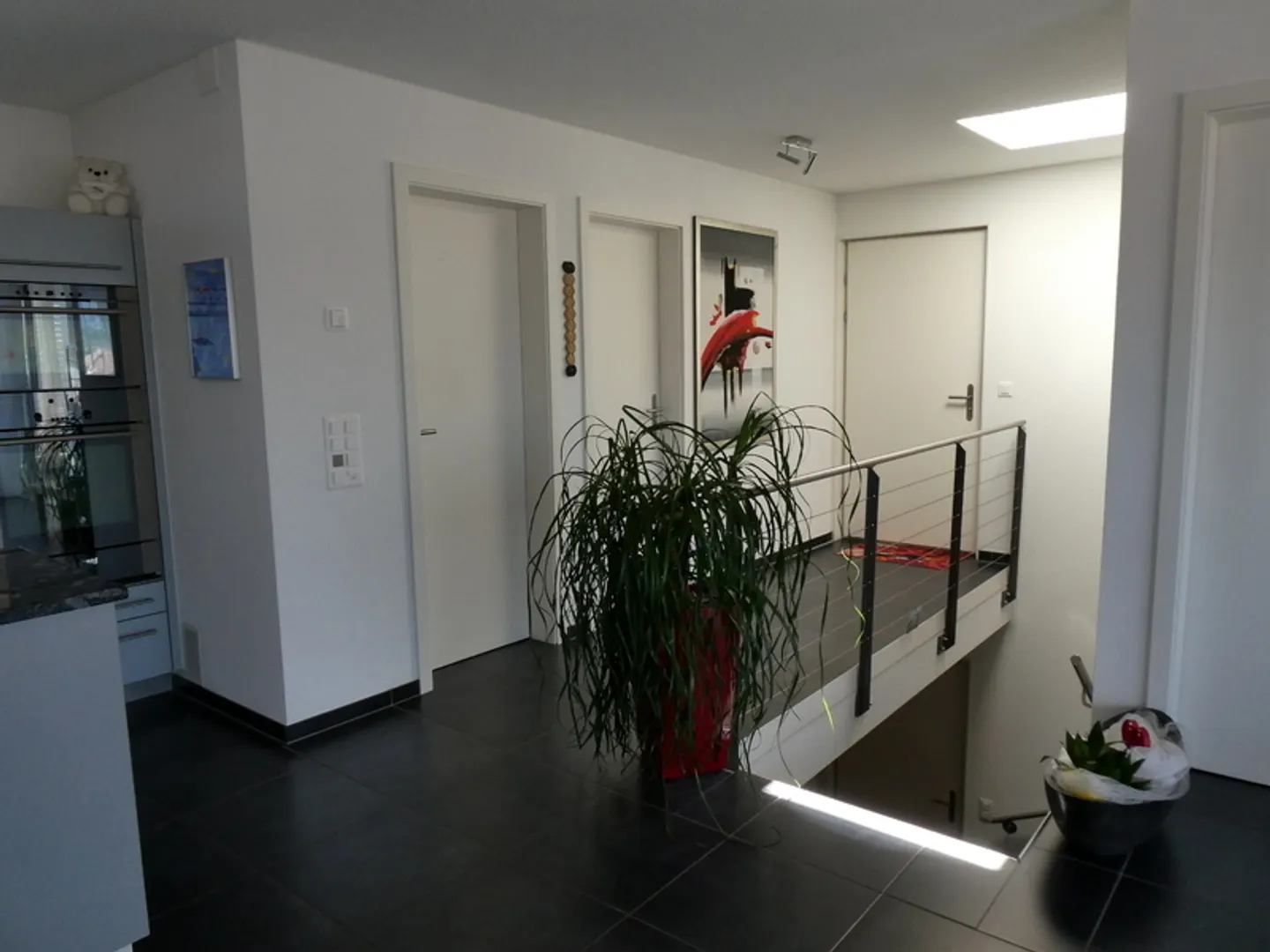 3½ ZIMMER-MAISONETTEWOHNUNG IN THUN (BE), MÖBLIERT, TEMPORÄR - Foto 4 di 9