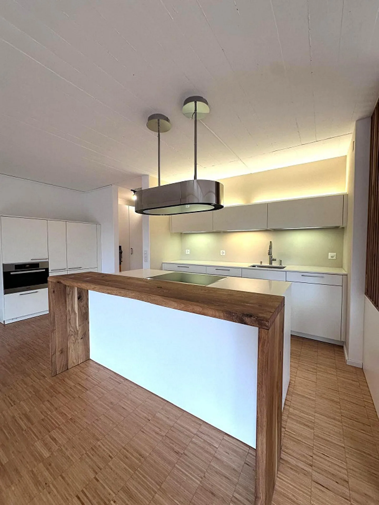 Appartamento con terrazza 3,5 locali con vista panoramica spettacolare - Foto 12 di 20